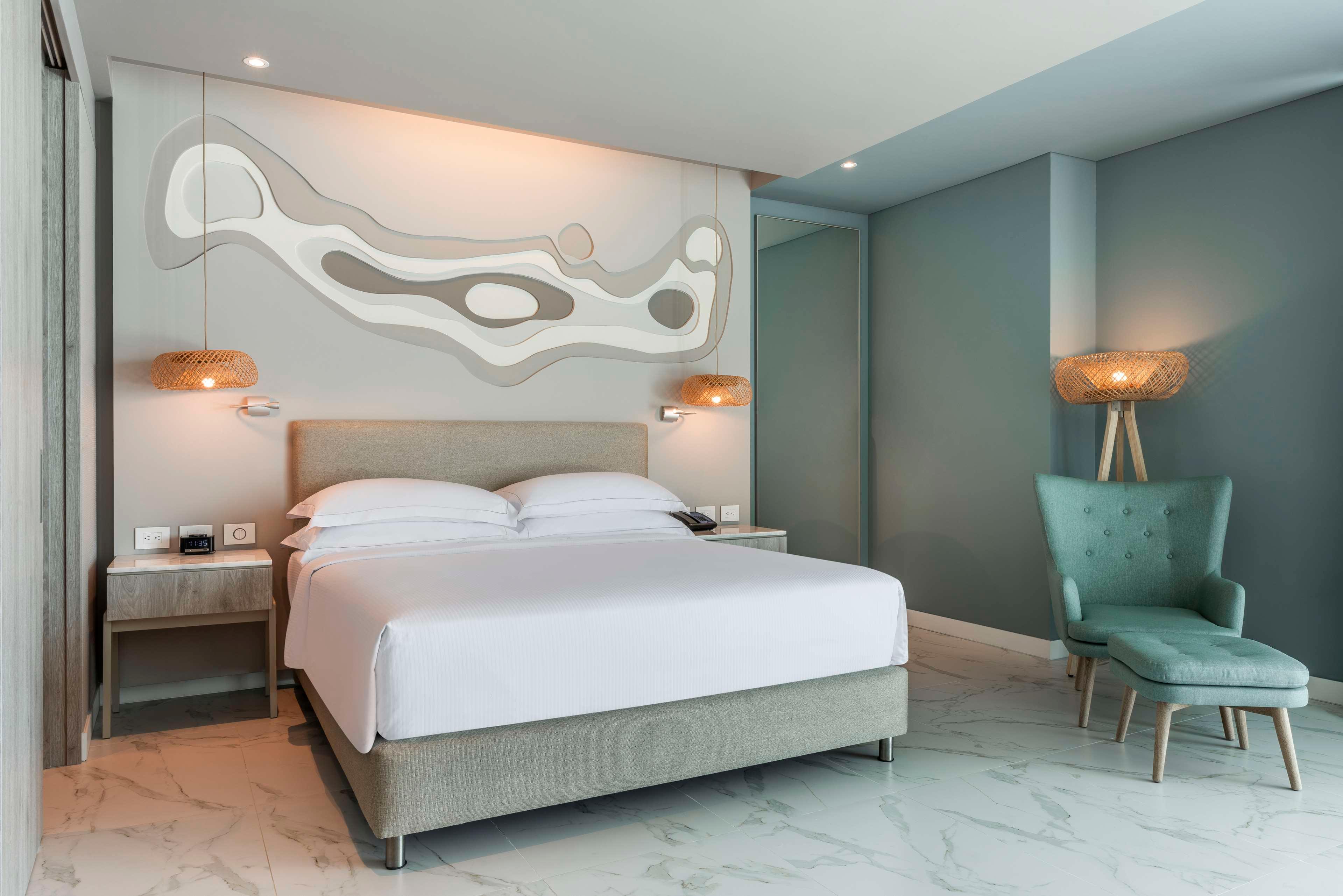 Double Ocean View King Bed