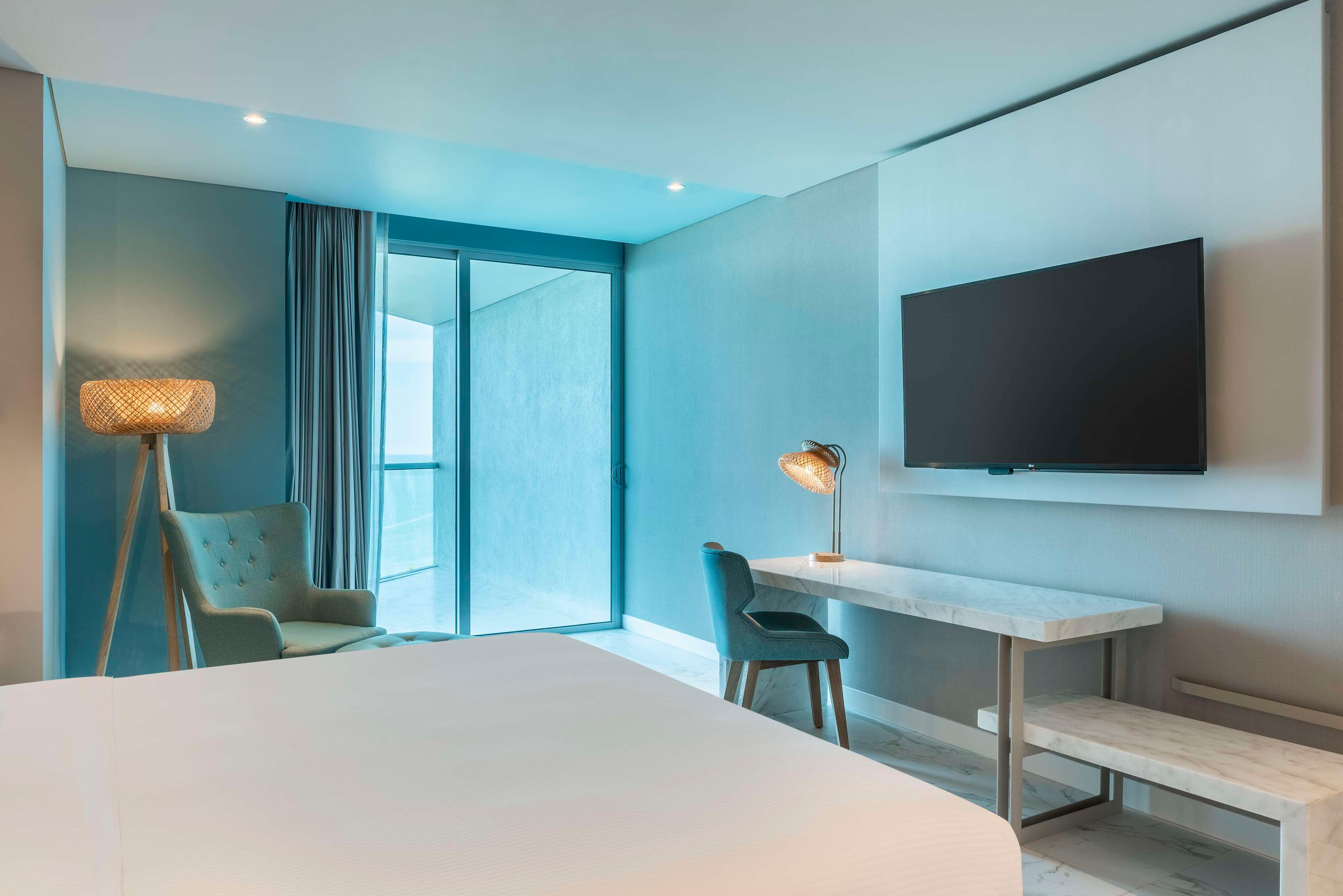 Double Ocean View King Bed