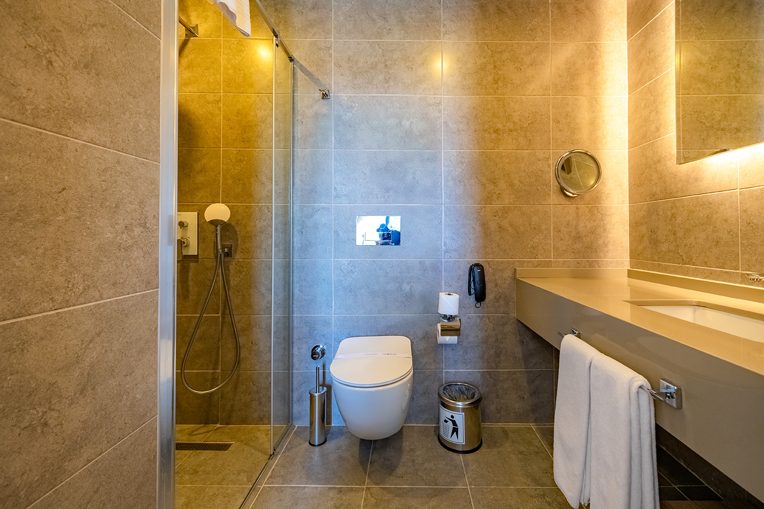 Double Single with Jacuzzi