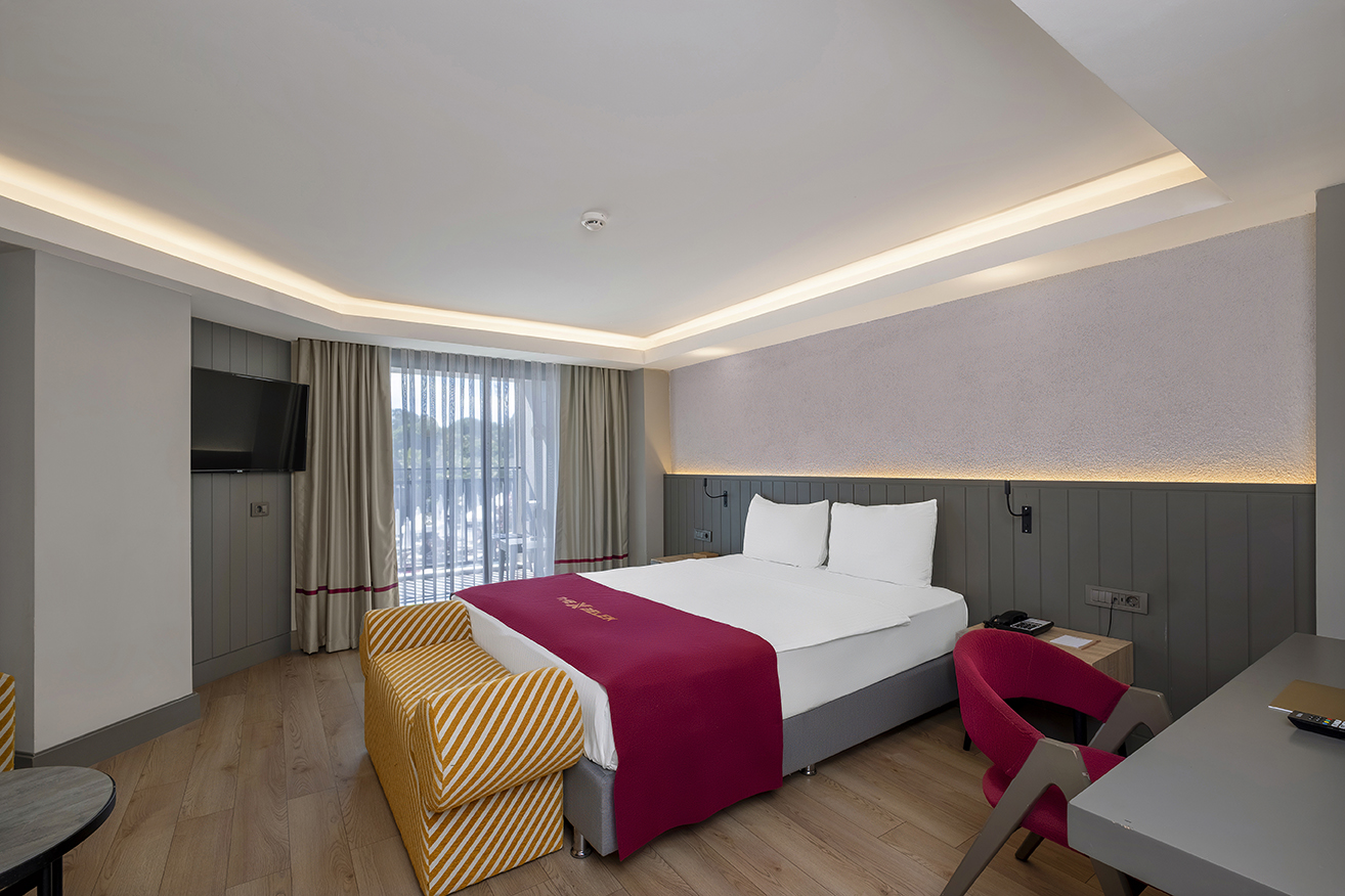 Double Deluxe with Jacuzzi