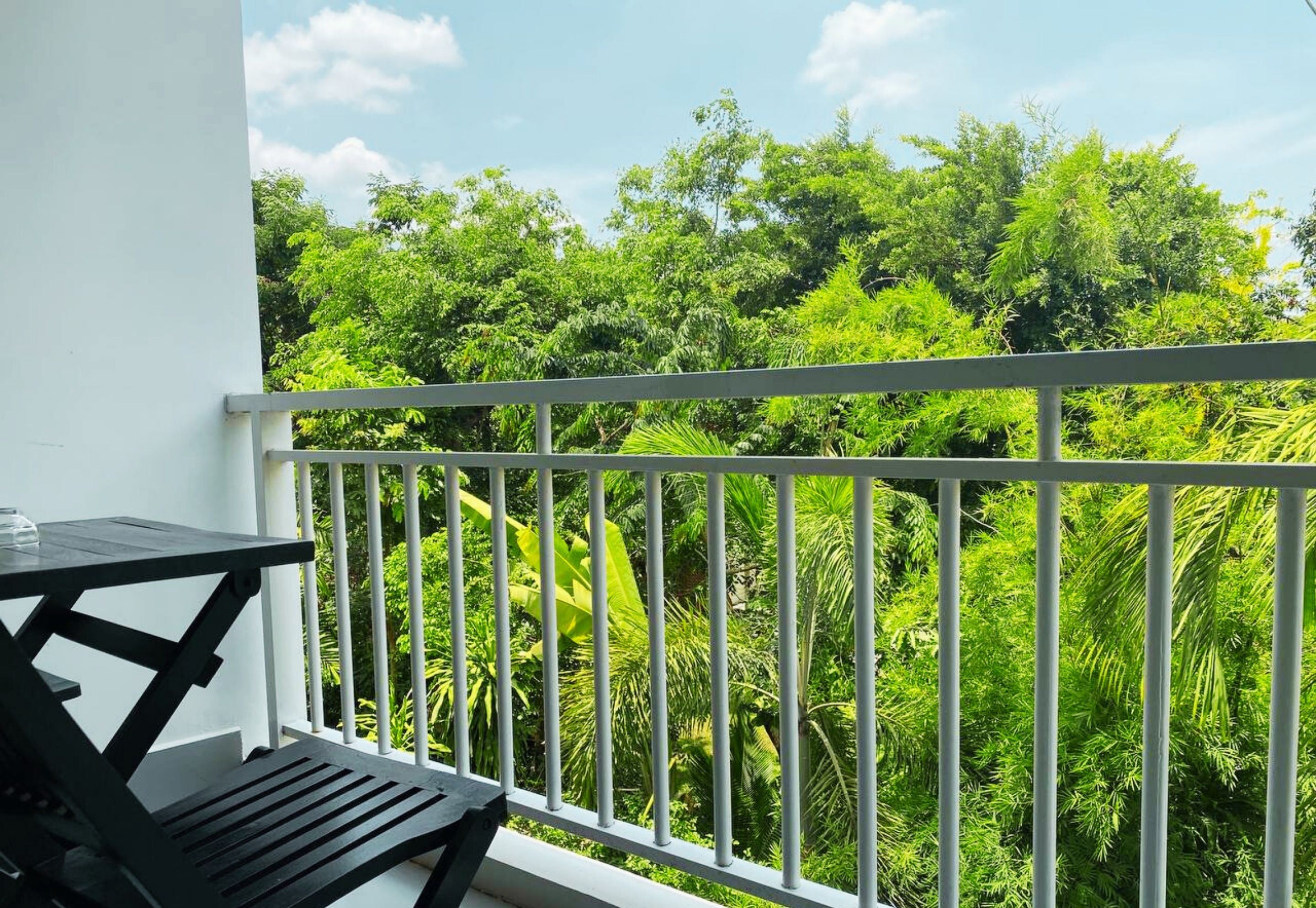 Double Deluxe Pool View