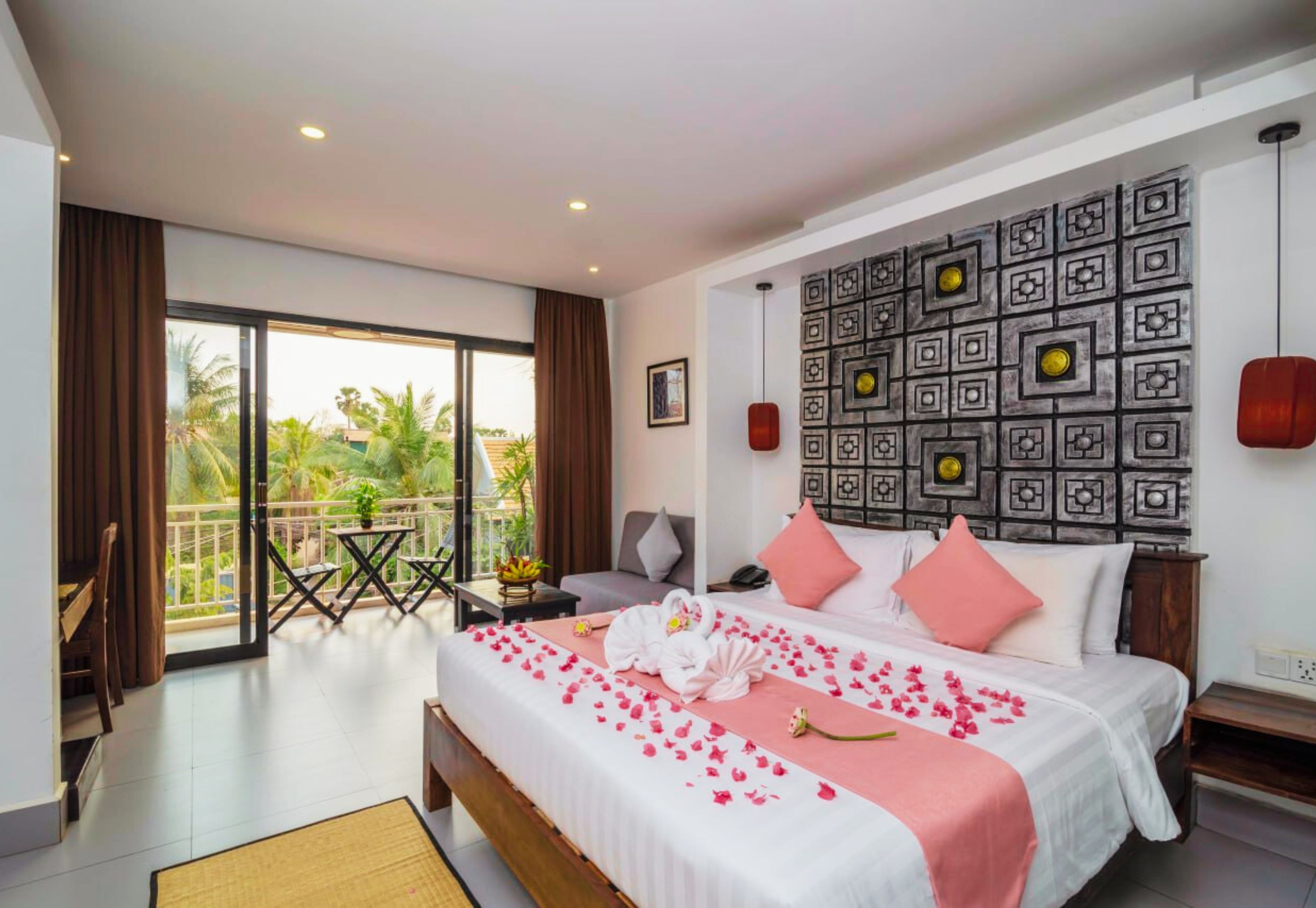 Double Deluxe Pool View