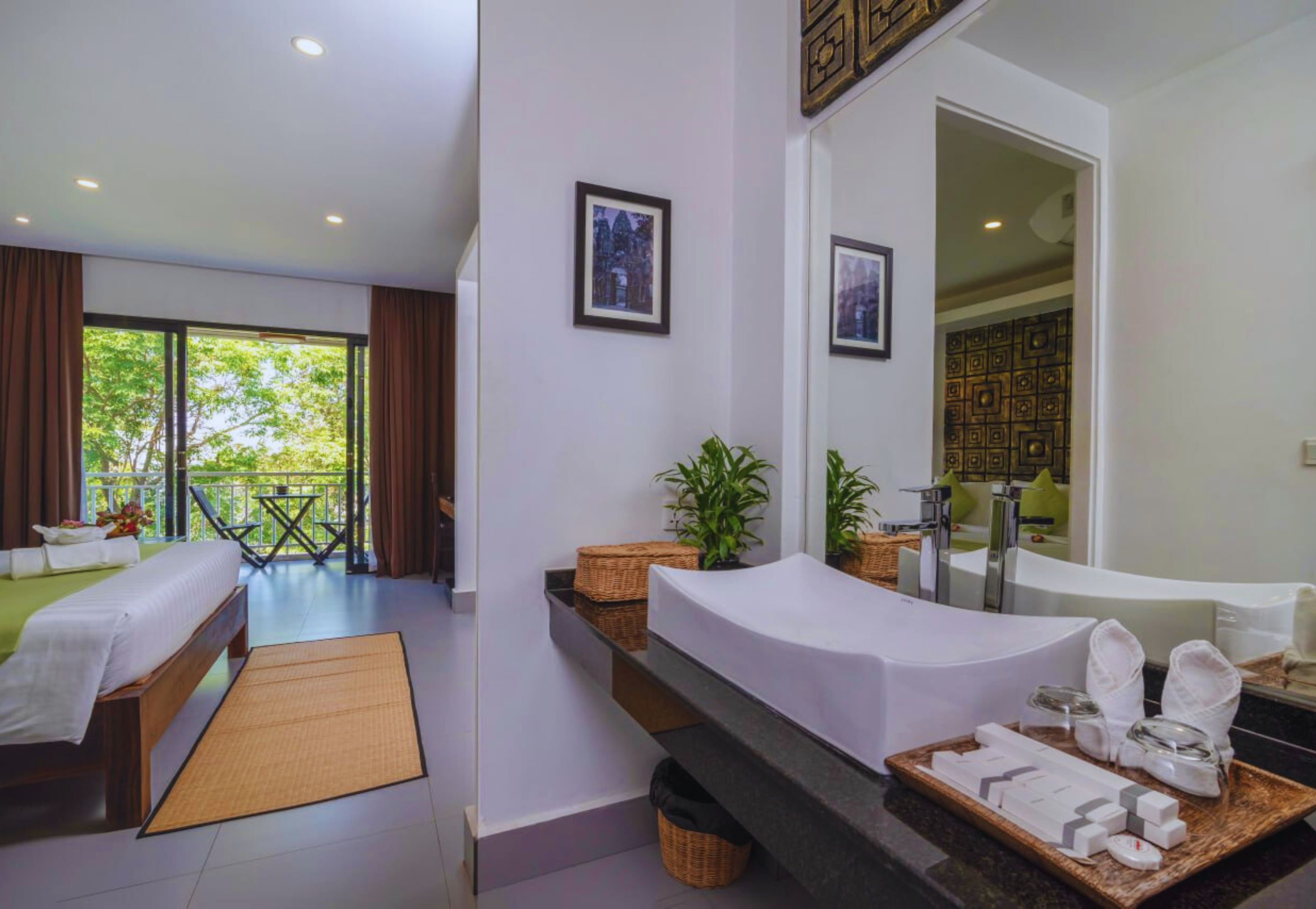 Double Deluxe with Balcony