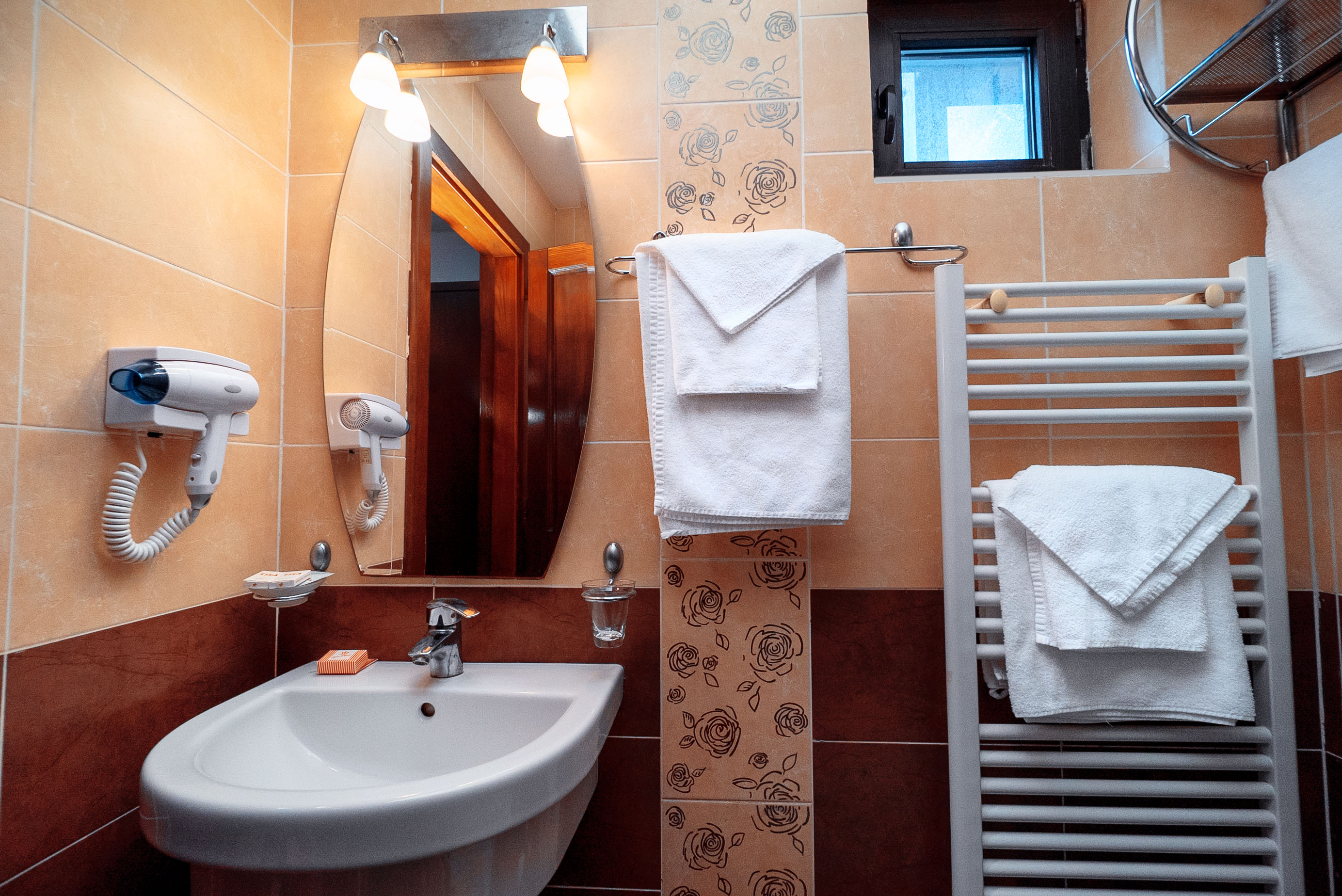 Family Room Executive