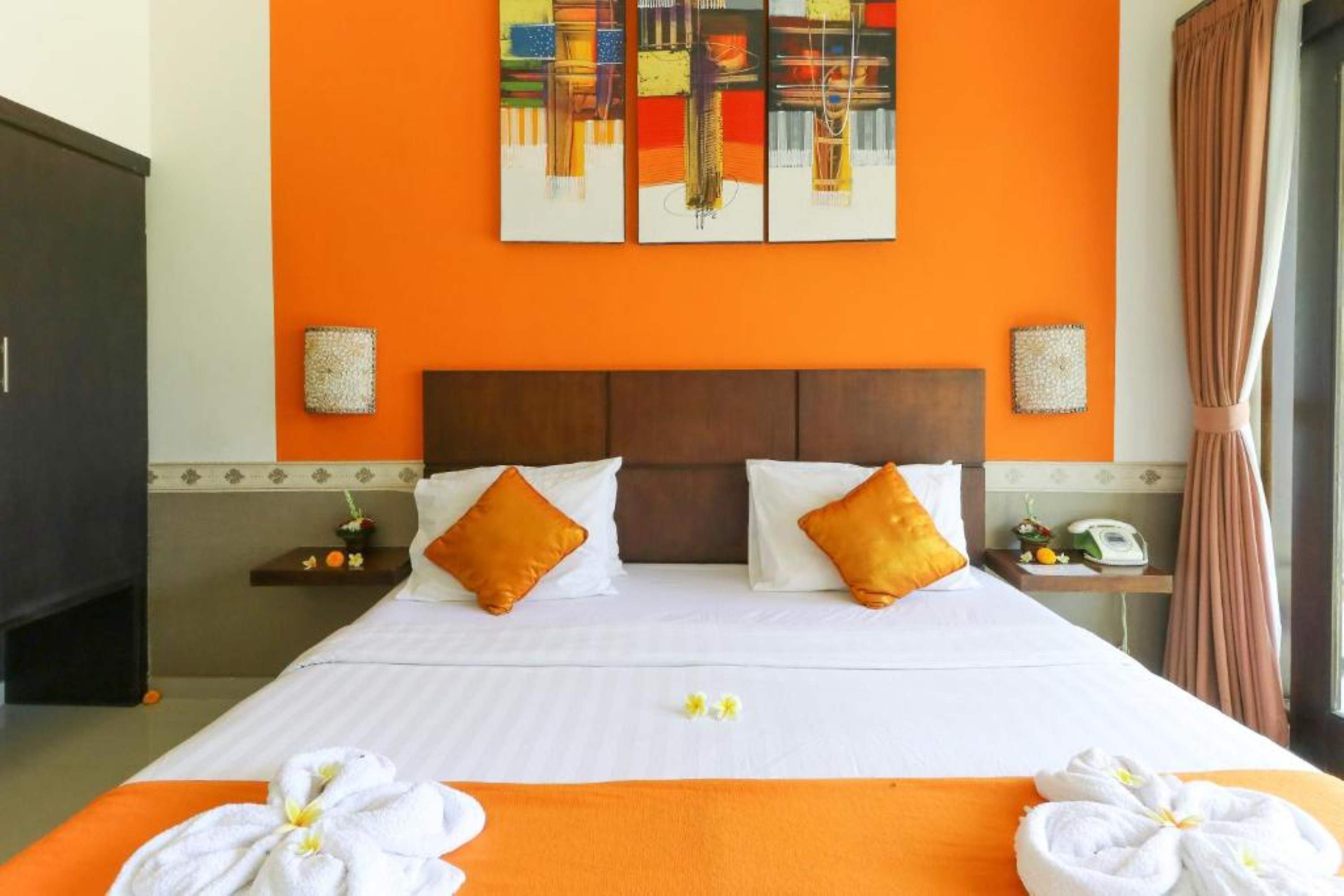 Double or Twin Standard