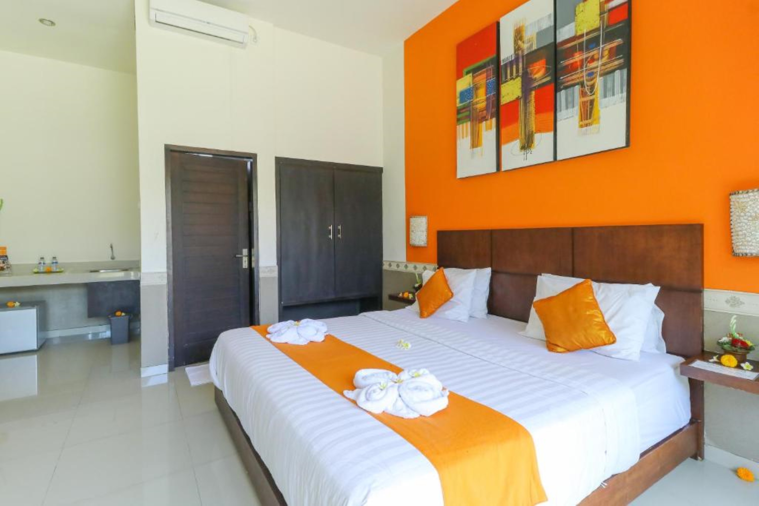 Double or Twin Standard