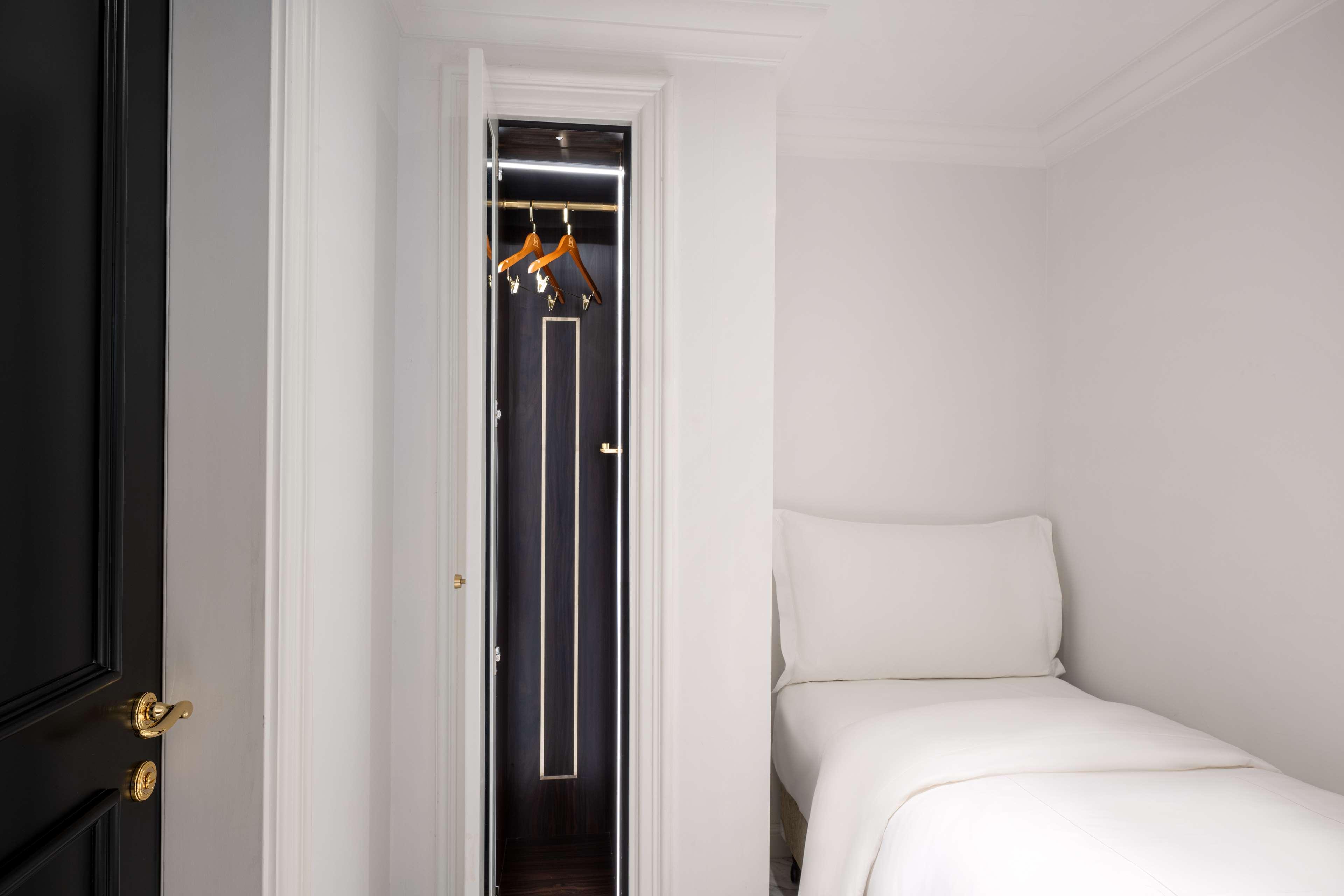 Suite Deluxe Three Bedroom