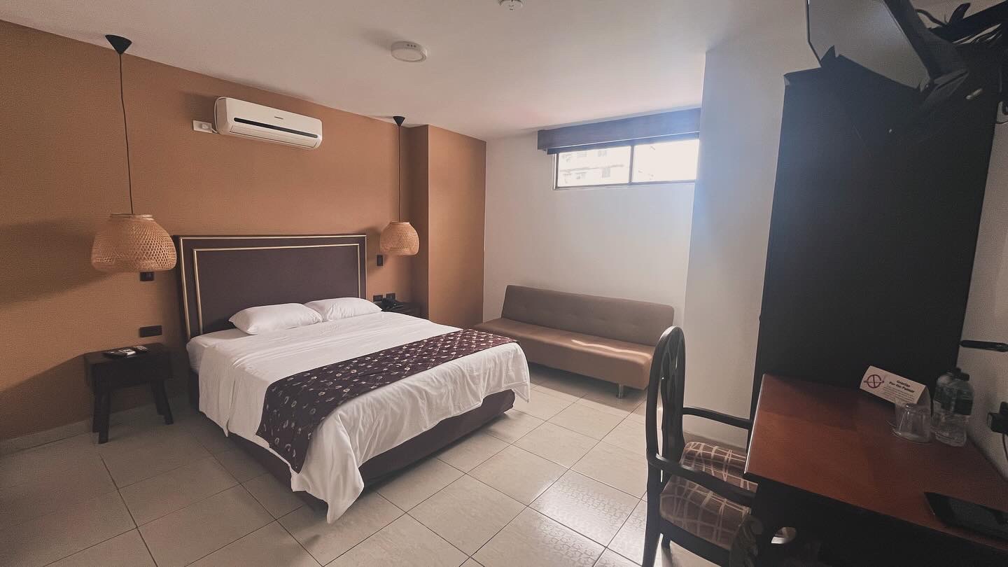 Double Superior Queen Bed