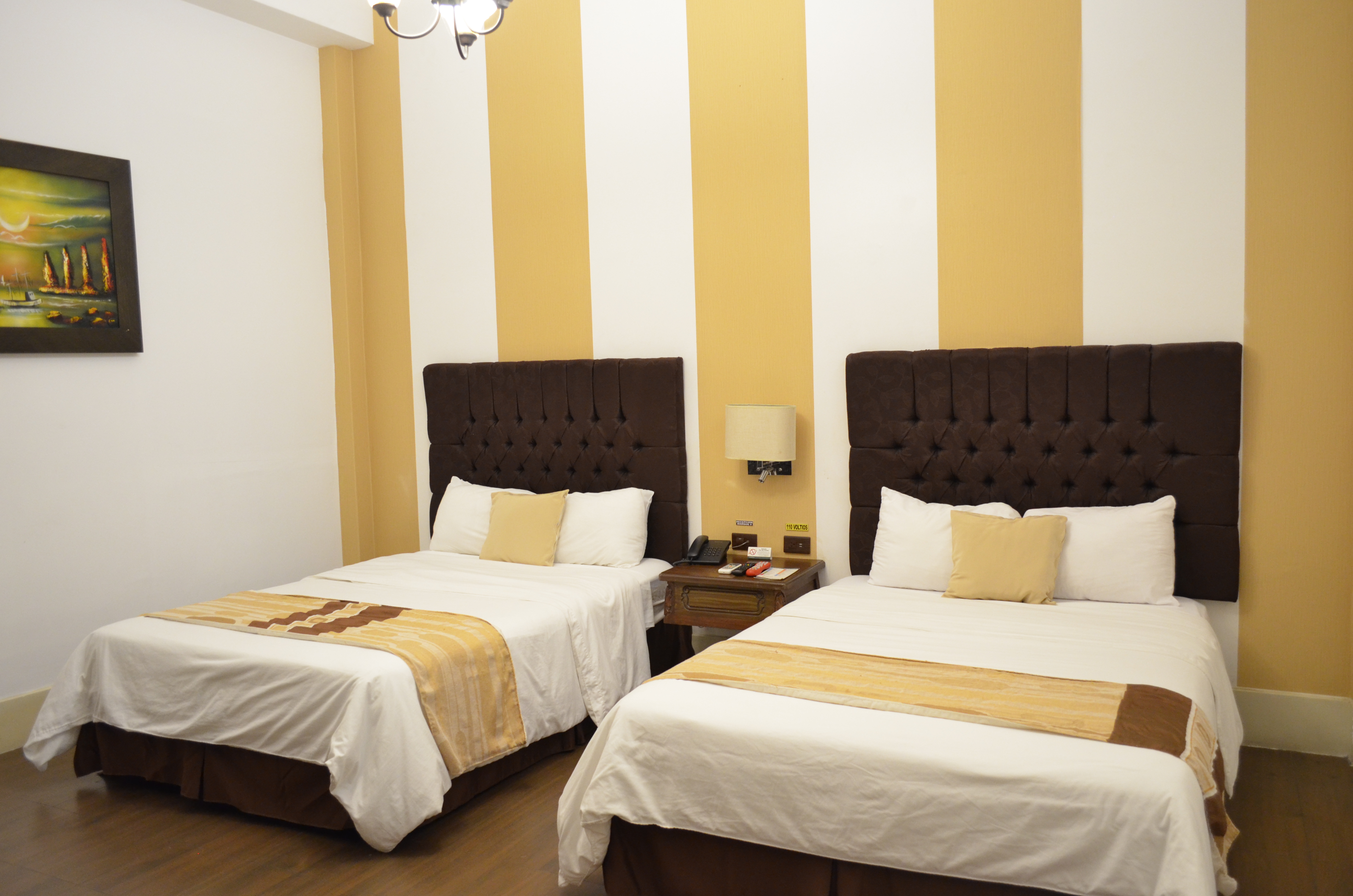 Double or Twin with Double Bed