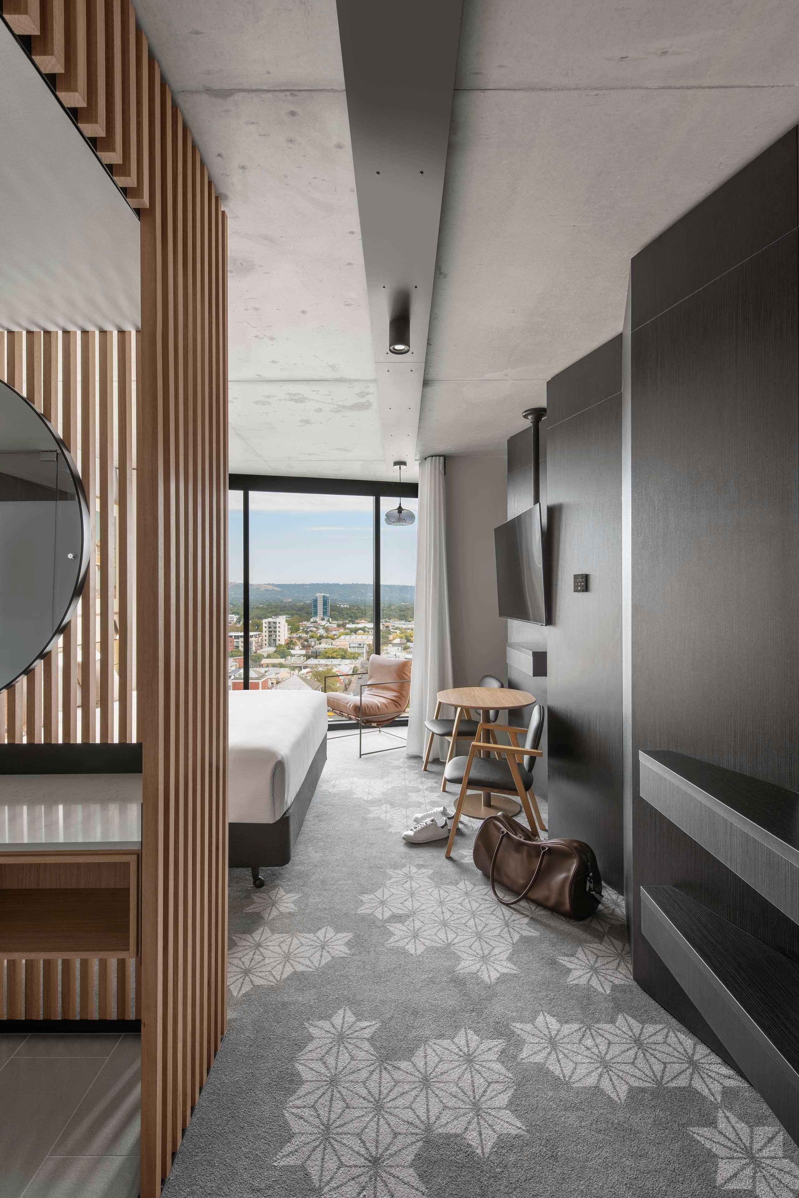 Double Deluxe King Bed