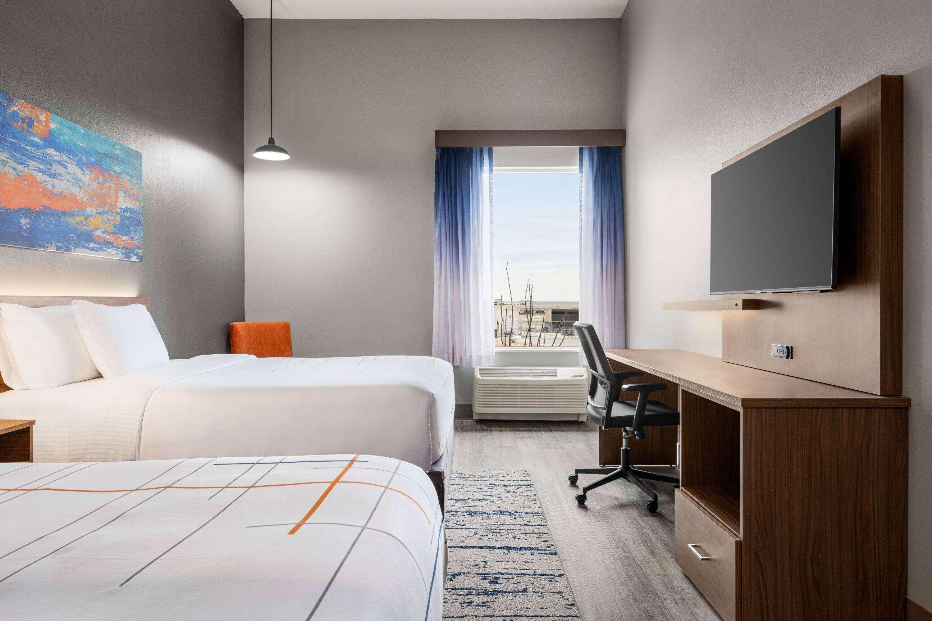 Room Accessible-two Queen Beds