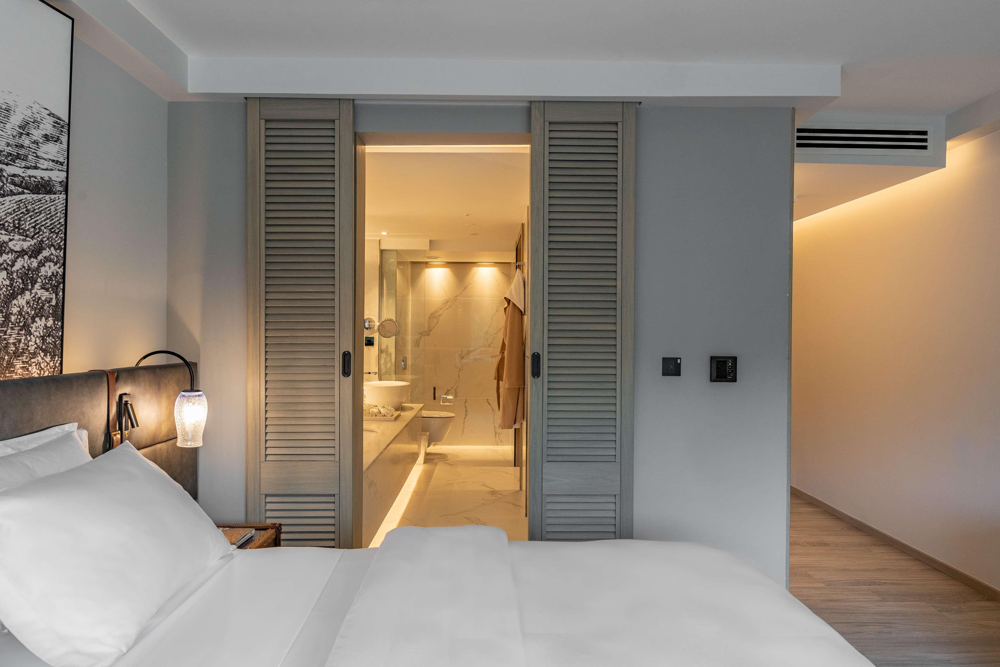 Double Deluxe with Terrace