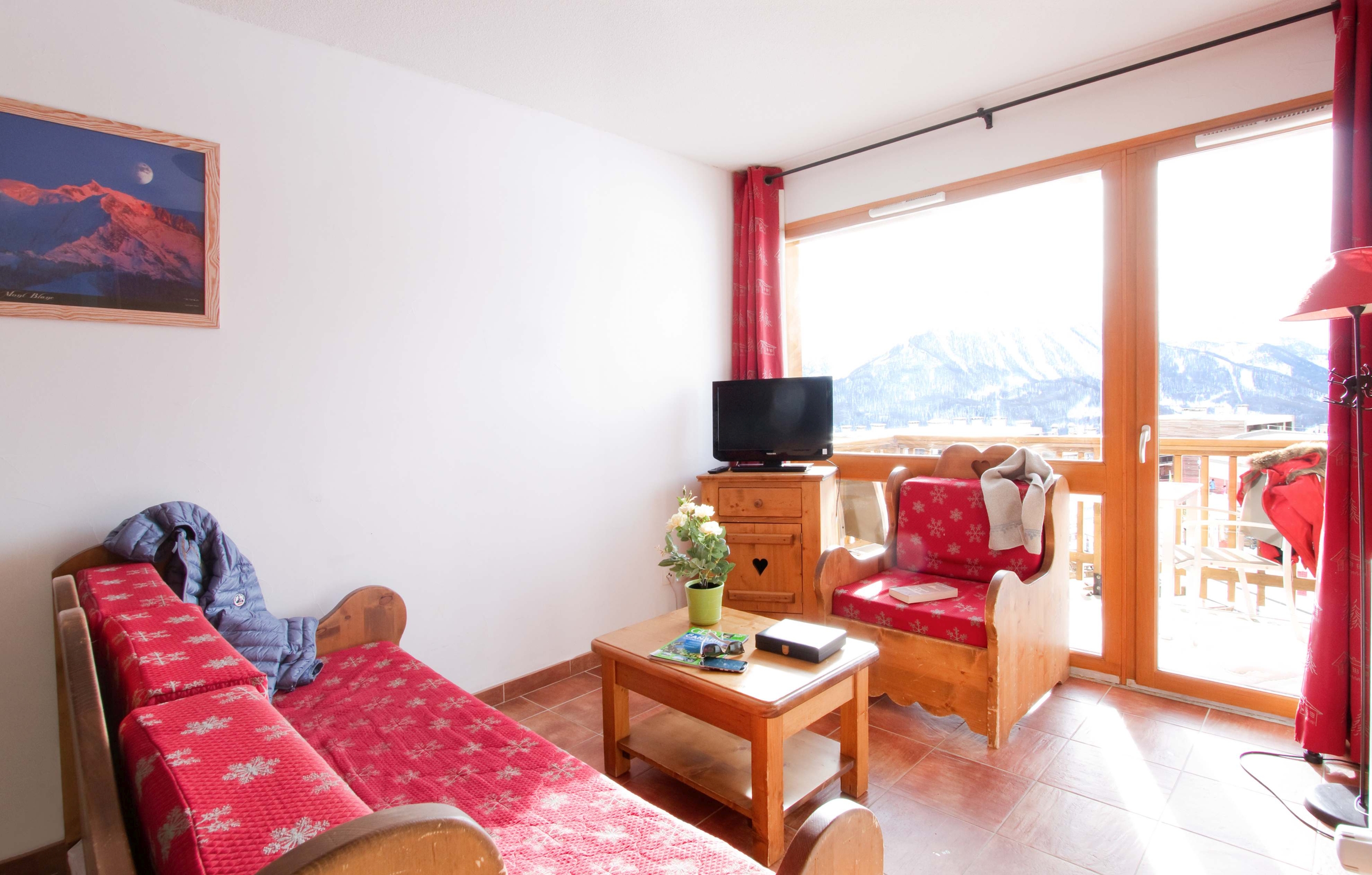 Apartment Capacity 8 Two Bedrooms