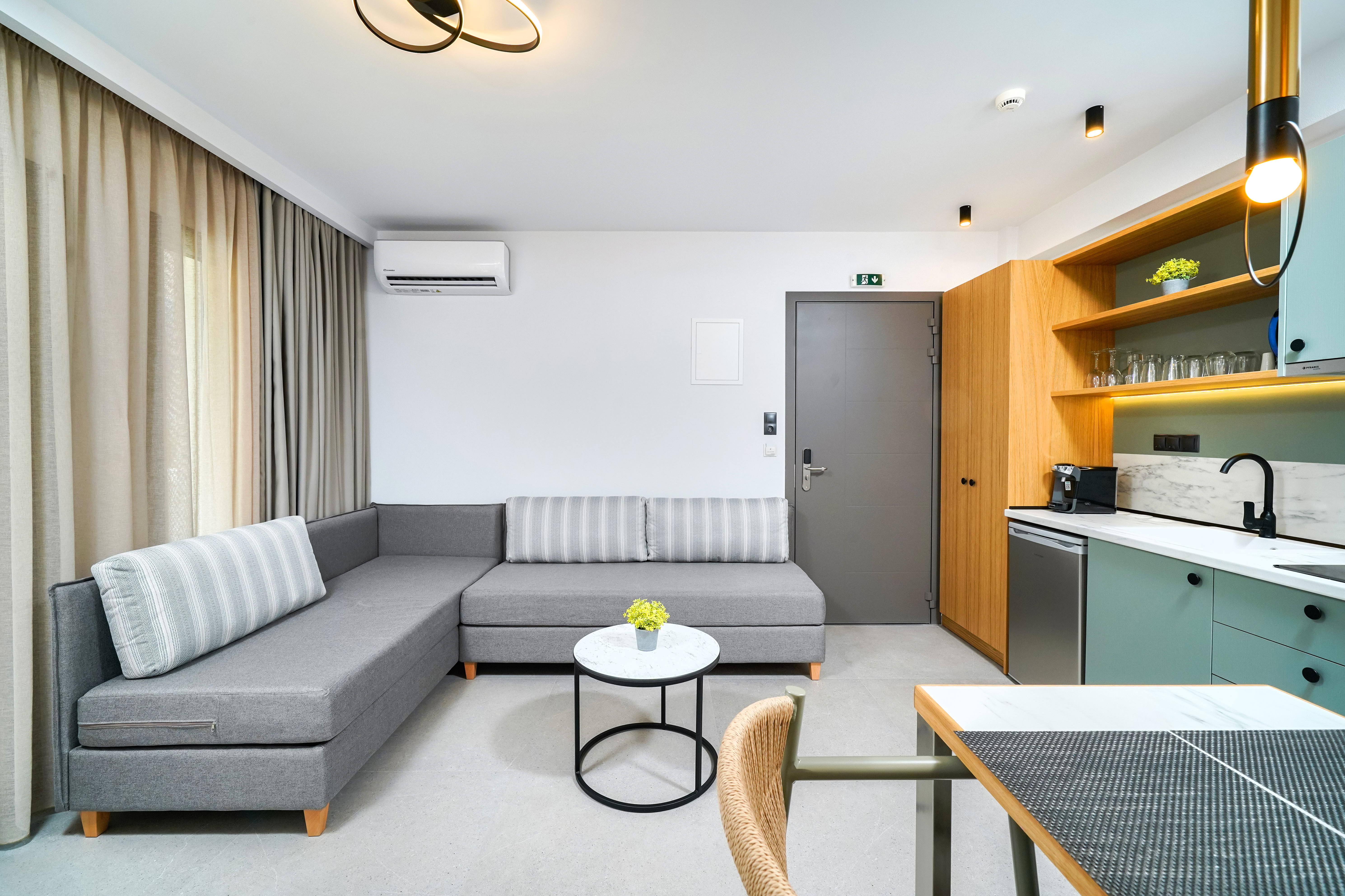 Apartment Mountain View