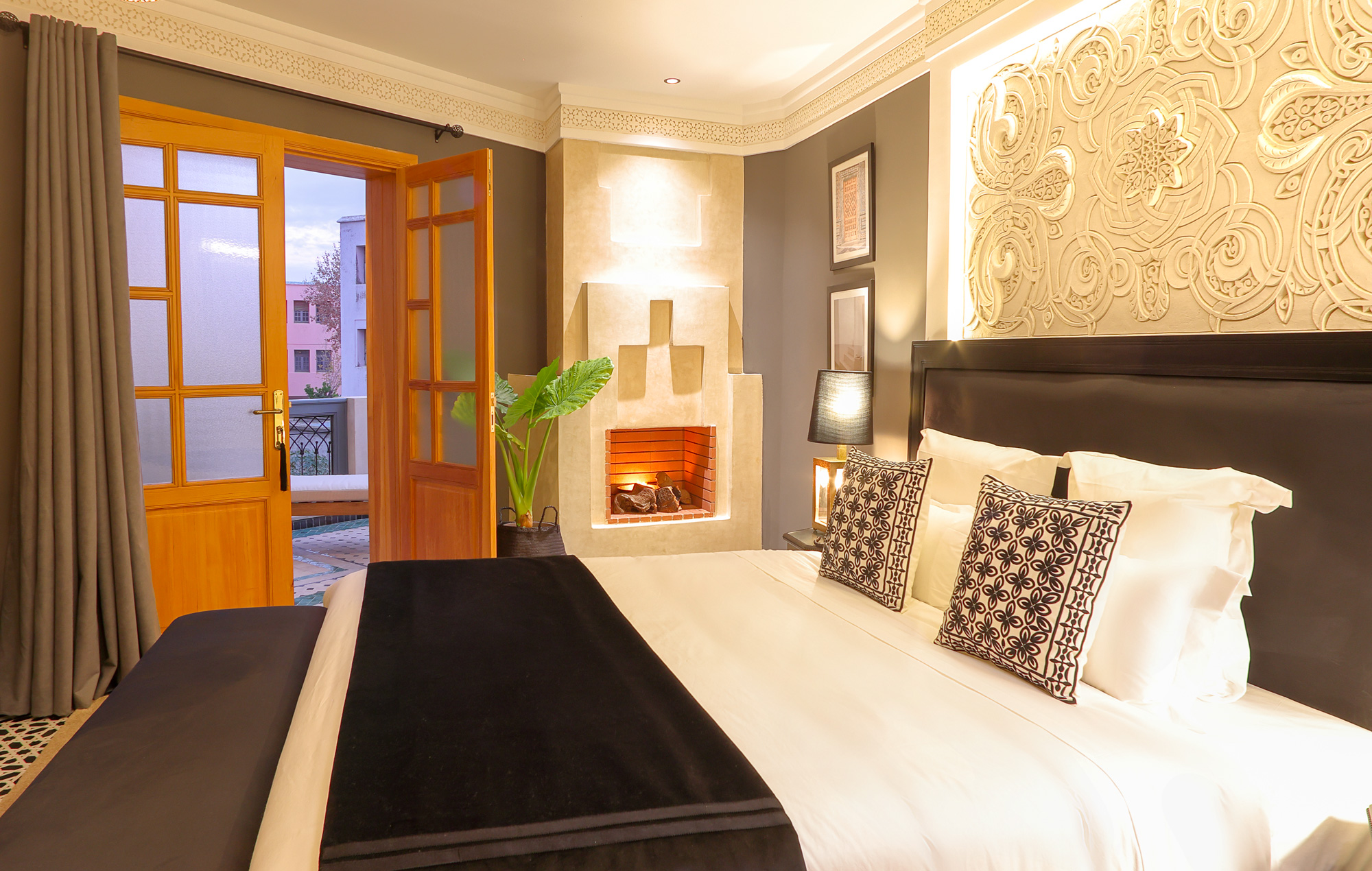 Double Superior King Bed