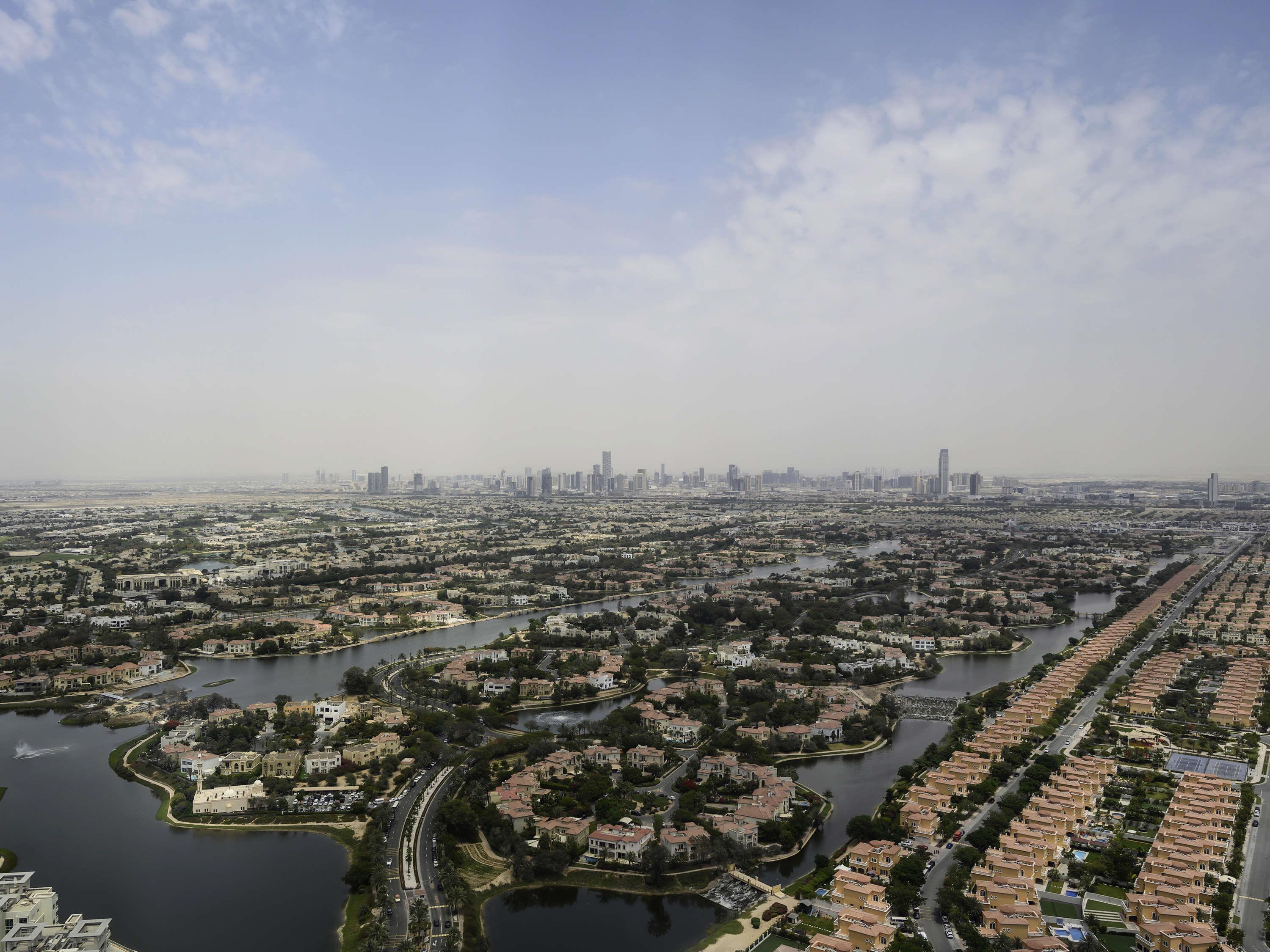 Studio King Size Bed