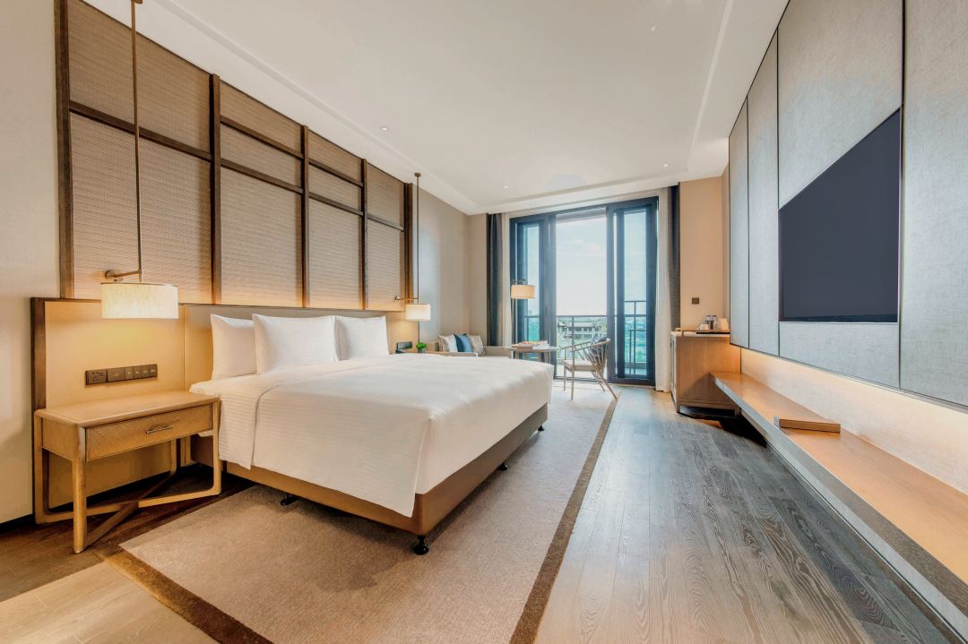 Double Deluxe with Views