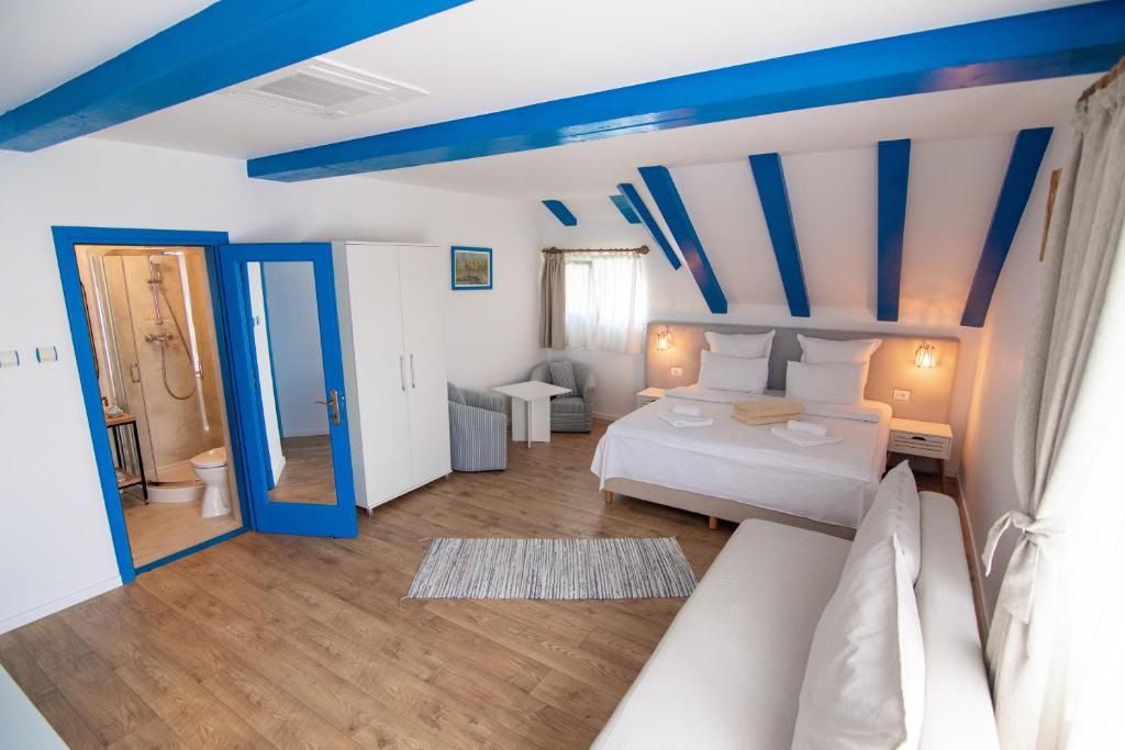 Double Superior with Balcony