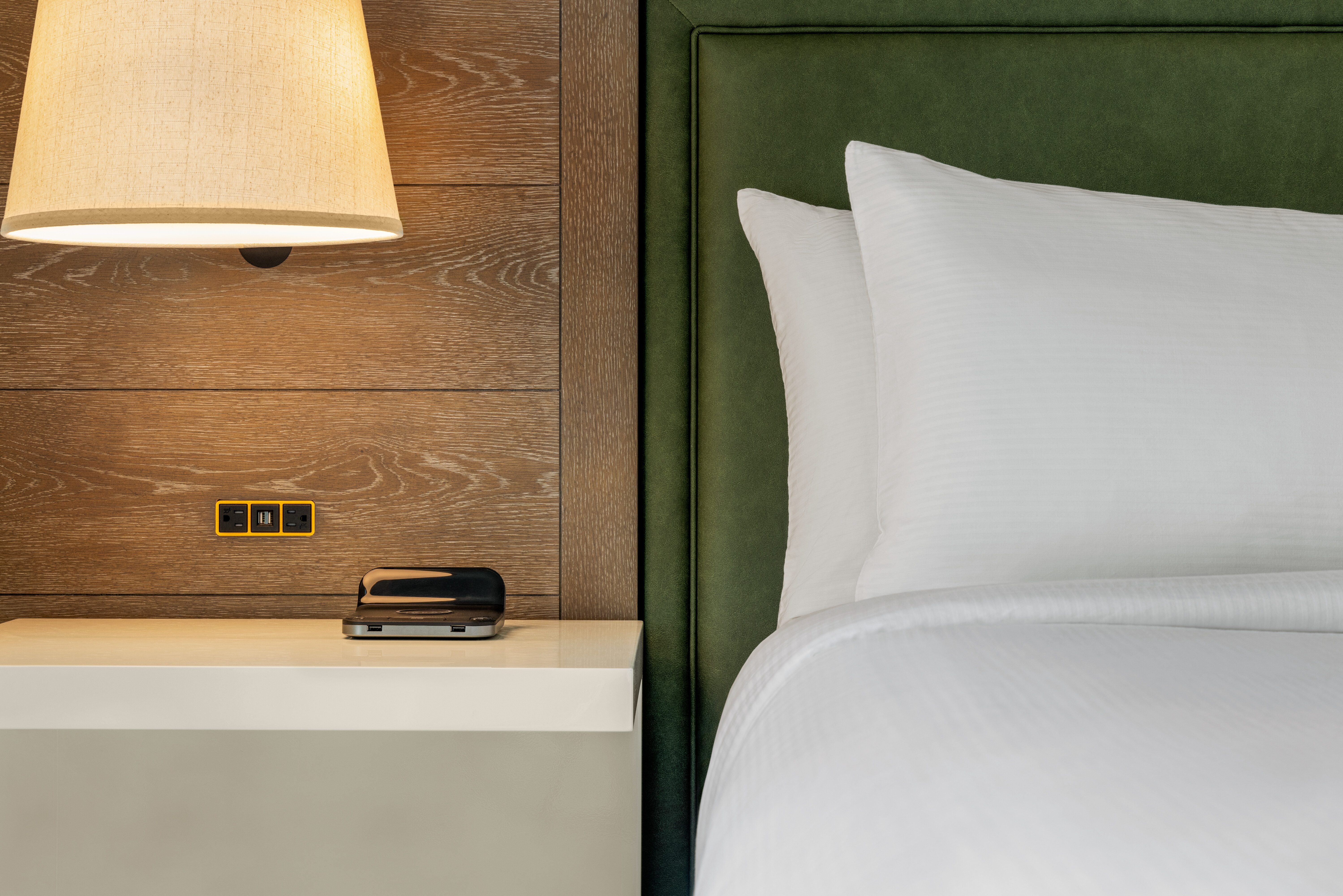 Suite Two Queen Beds