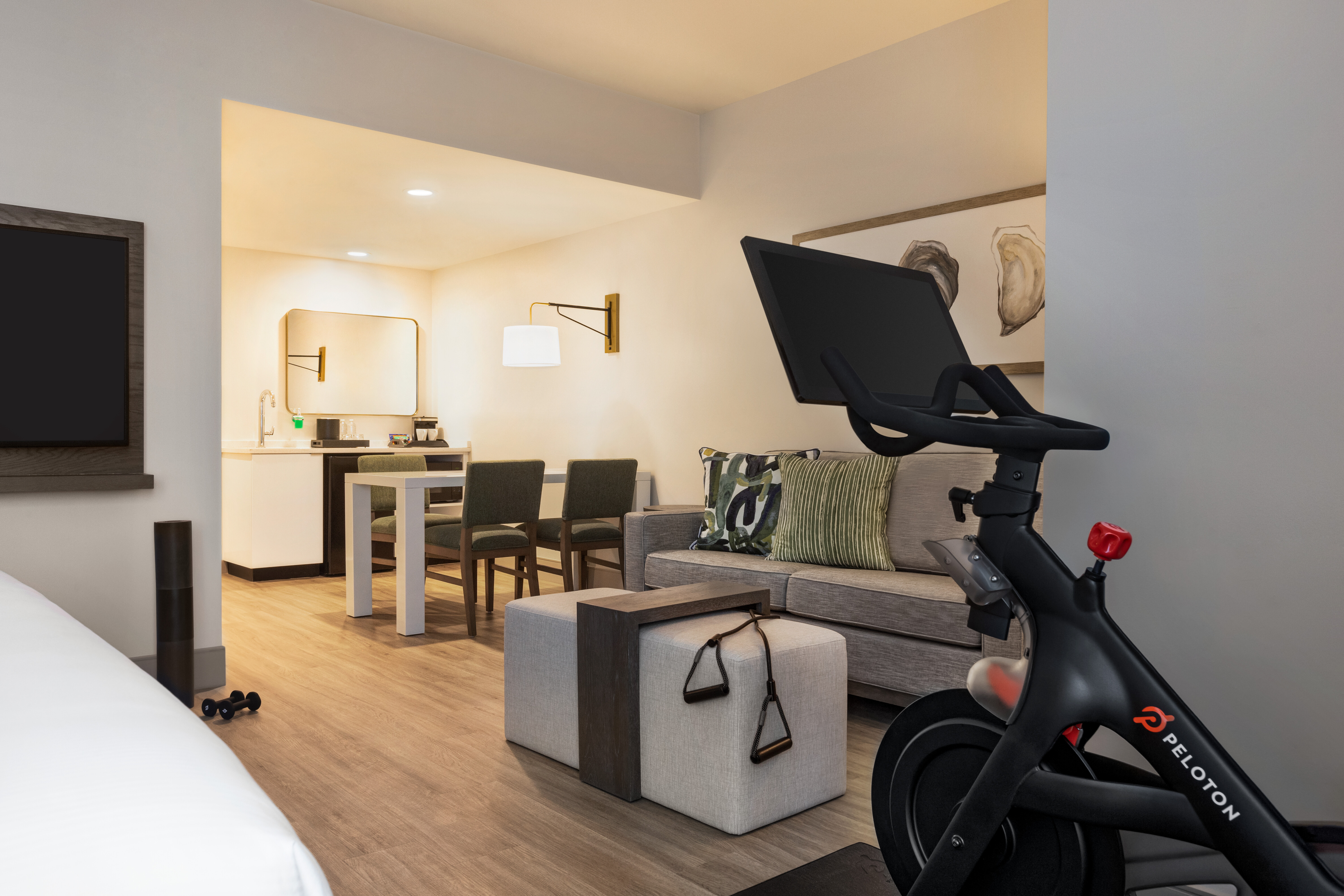 Studio King Size Bed