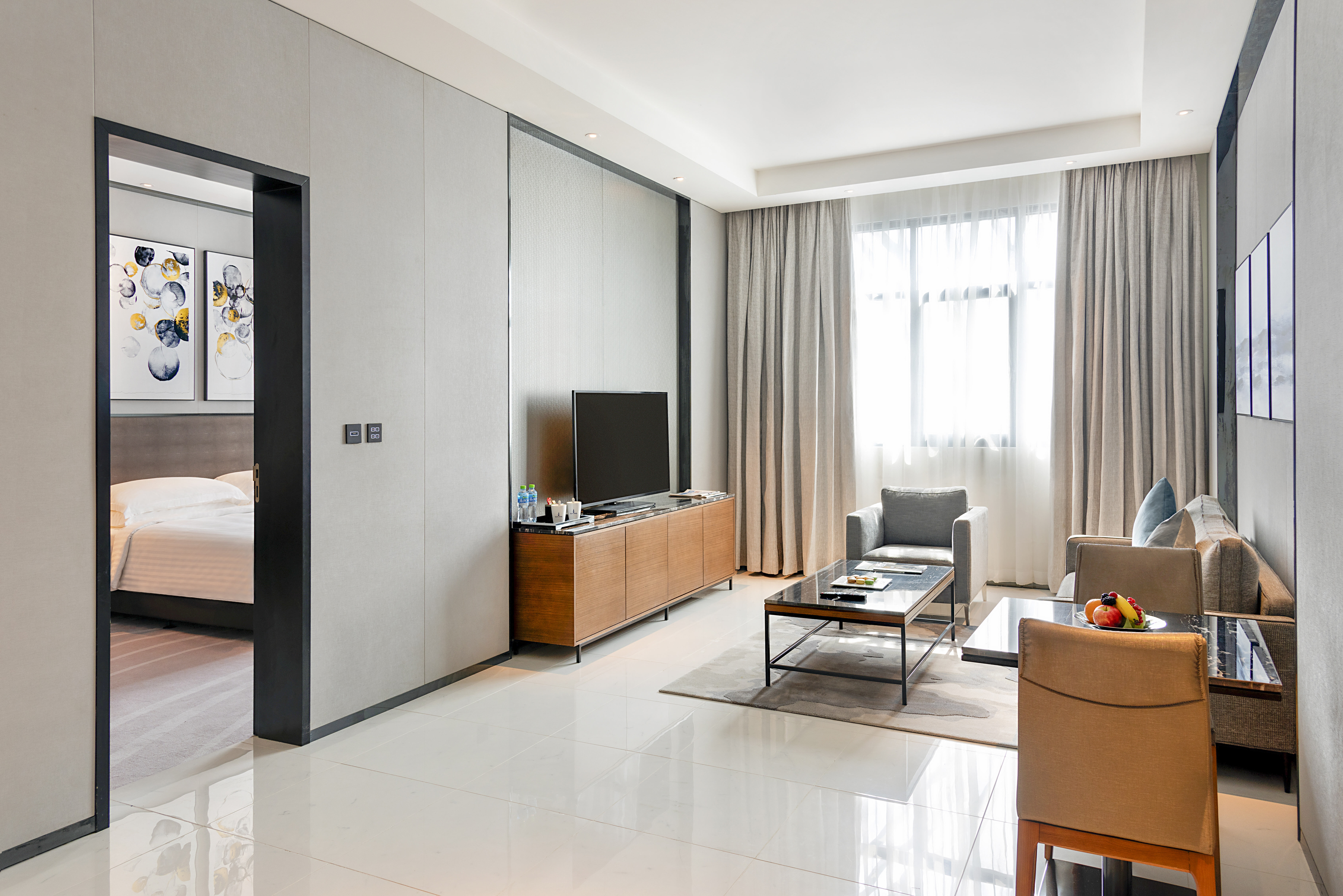 Double or Twin King Bed One Bedroom 