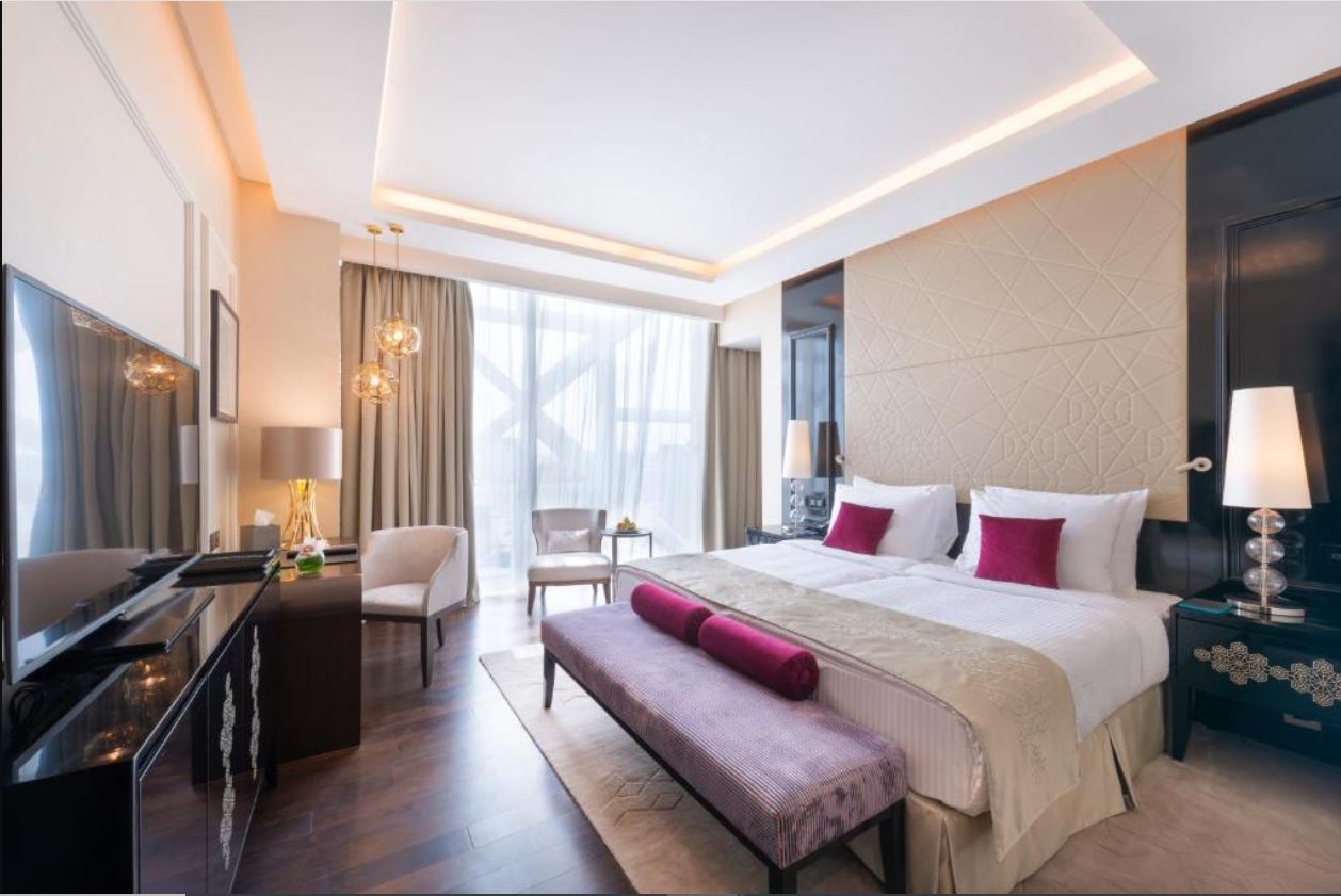 Junior Suite King Size Bed