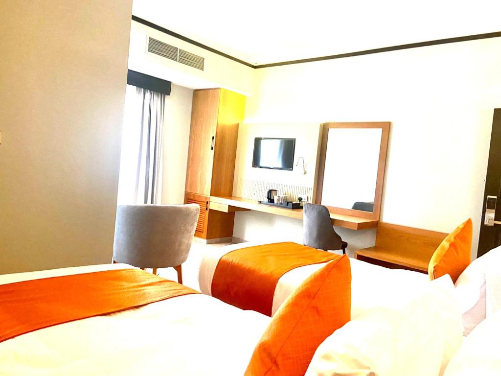 Double or Twin Standard