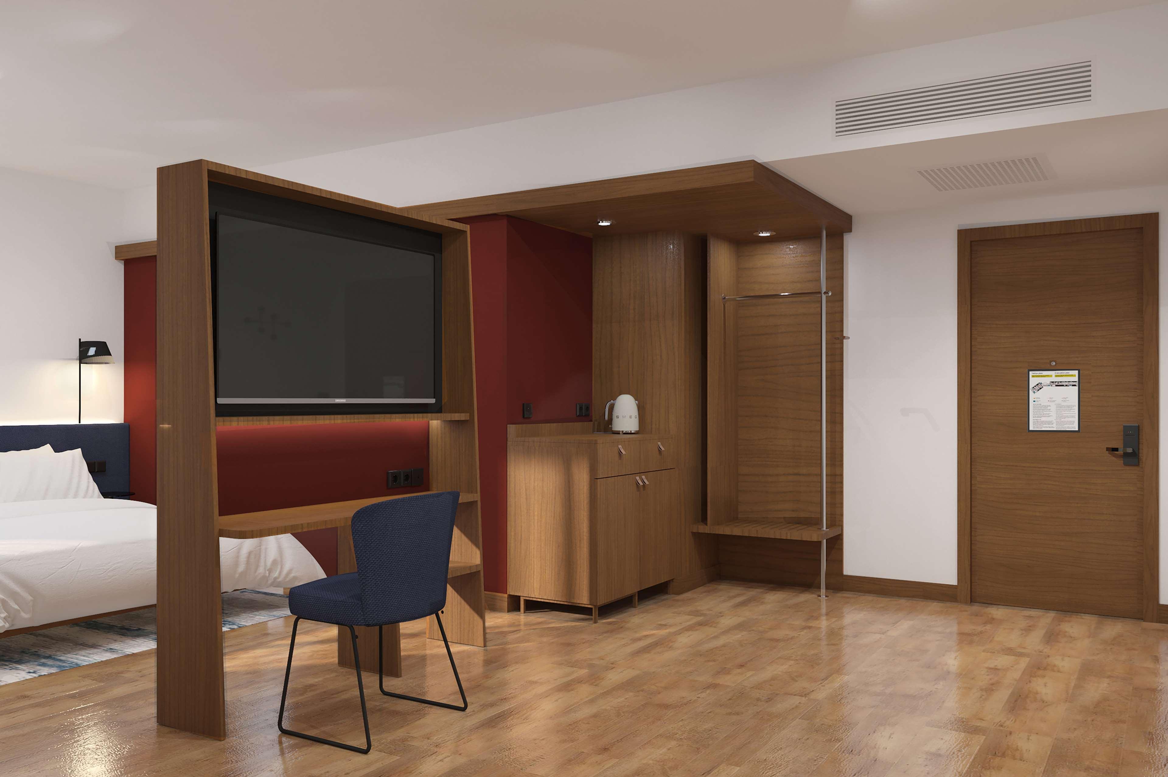 Double King Size Bed