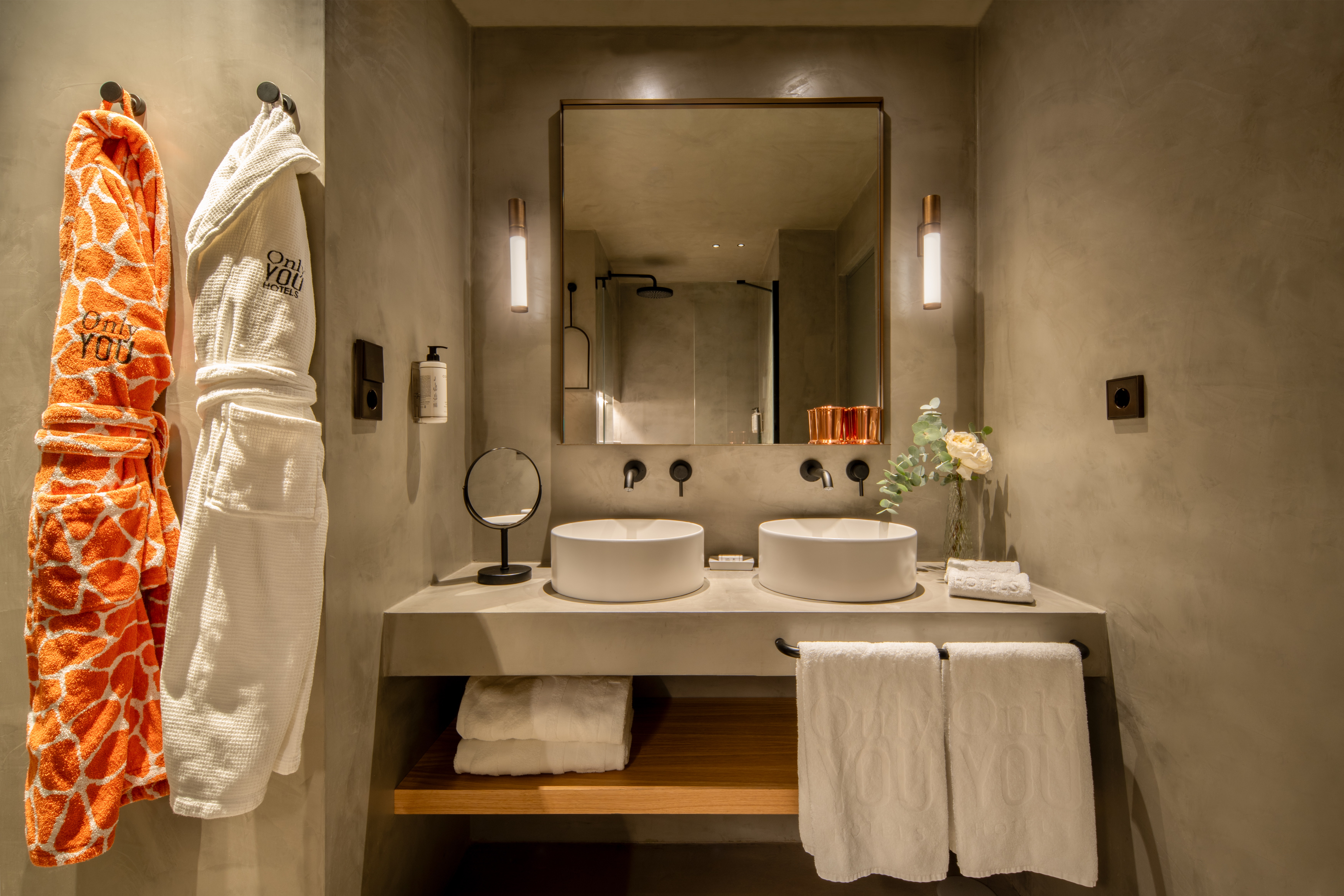 Junior Suite King Size Bed