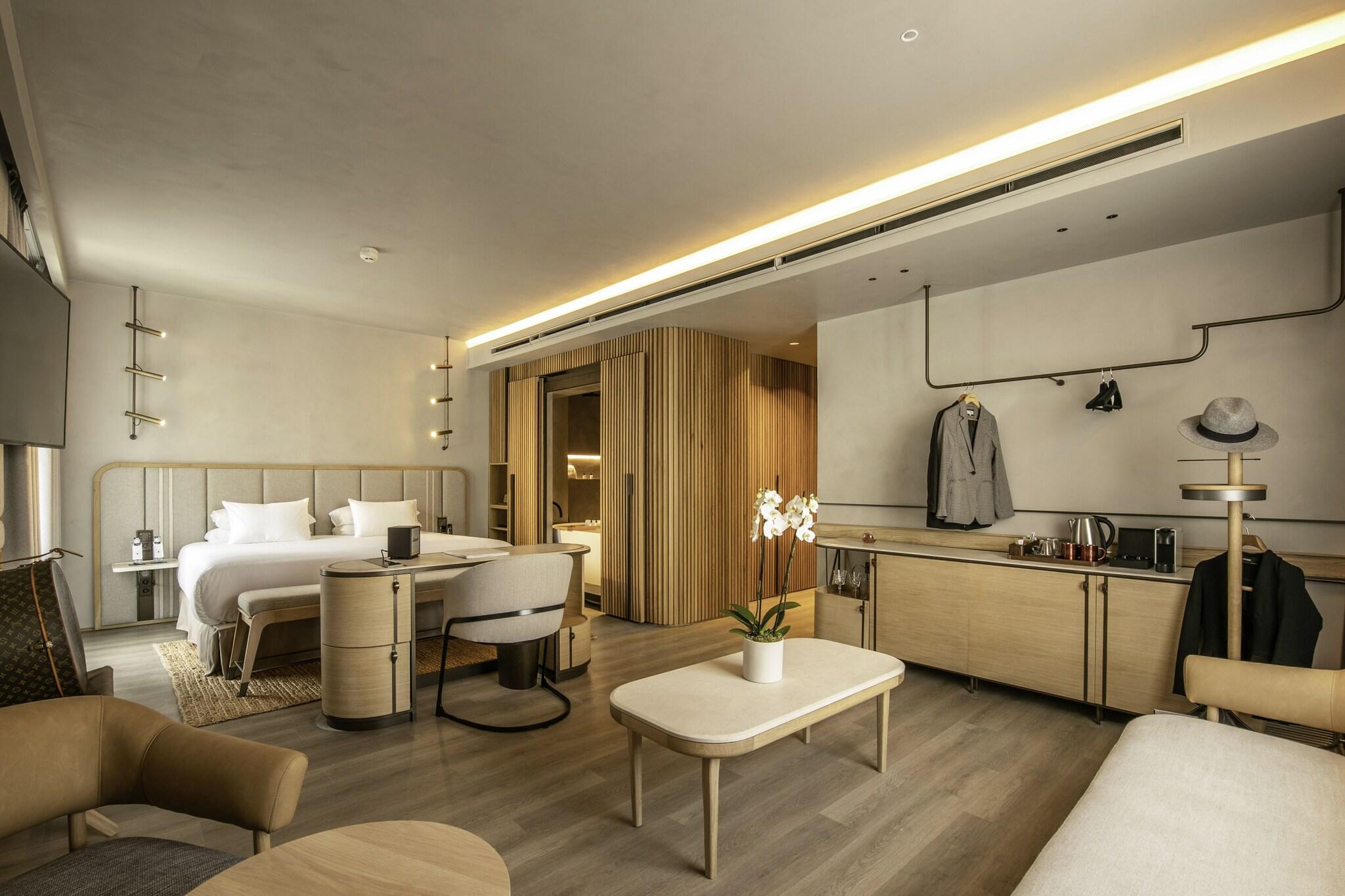 Double Premium King Bed