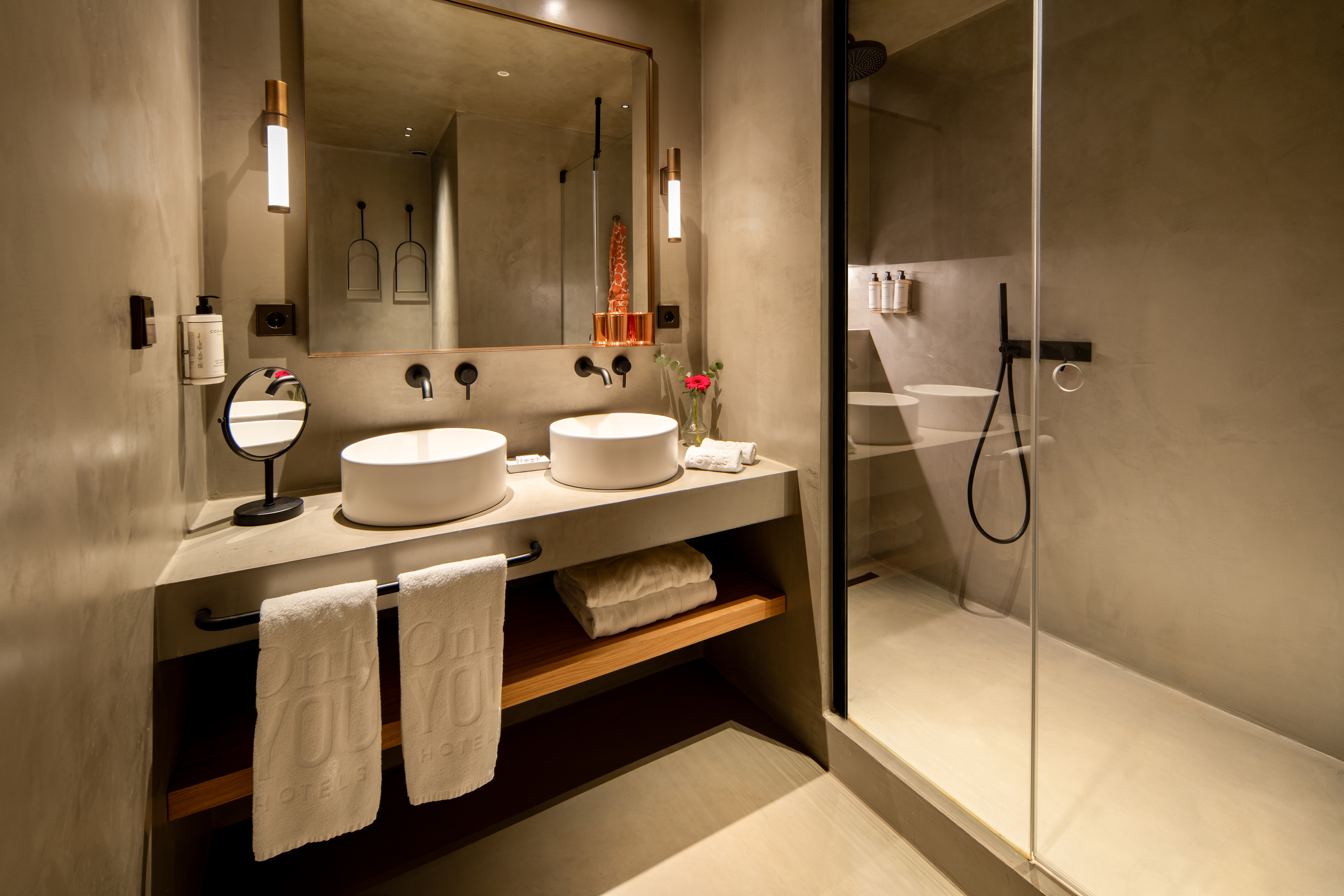 Double or Twin Deluxe