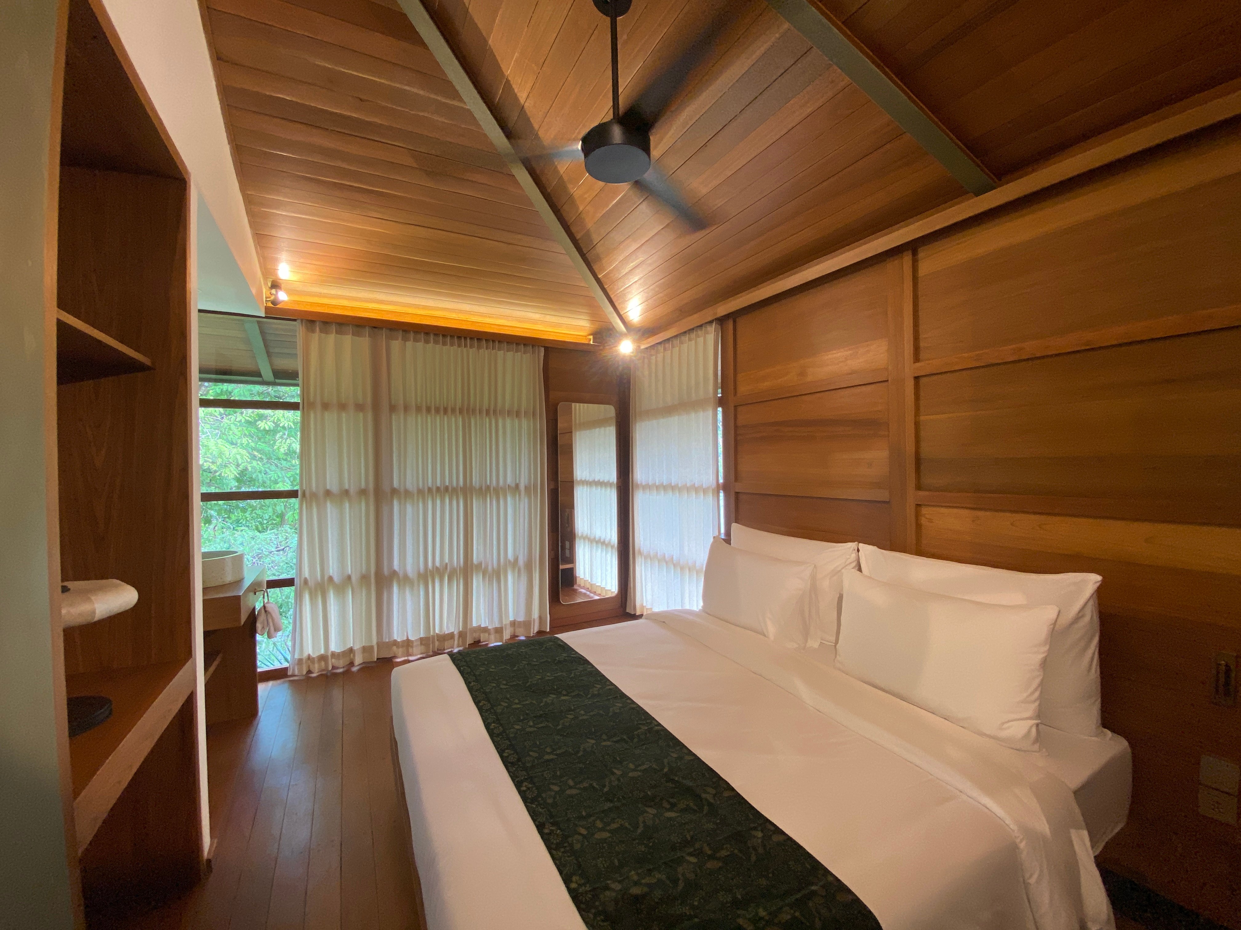 Studio Deluxe One Bed