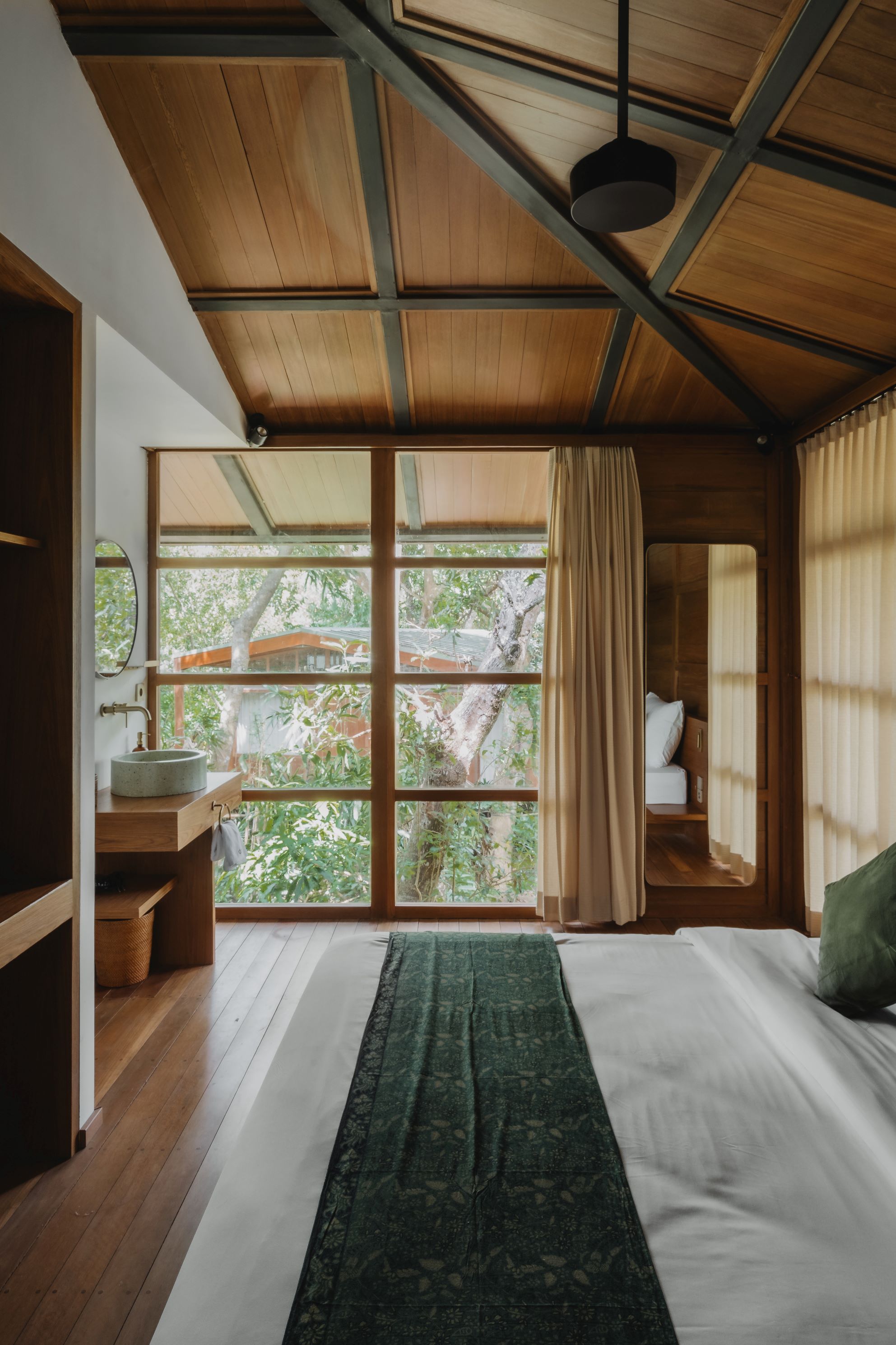 Studio Deluxe One Bed