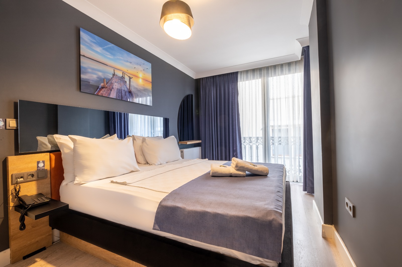 Junior Suite Accessible