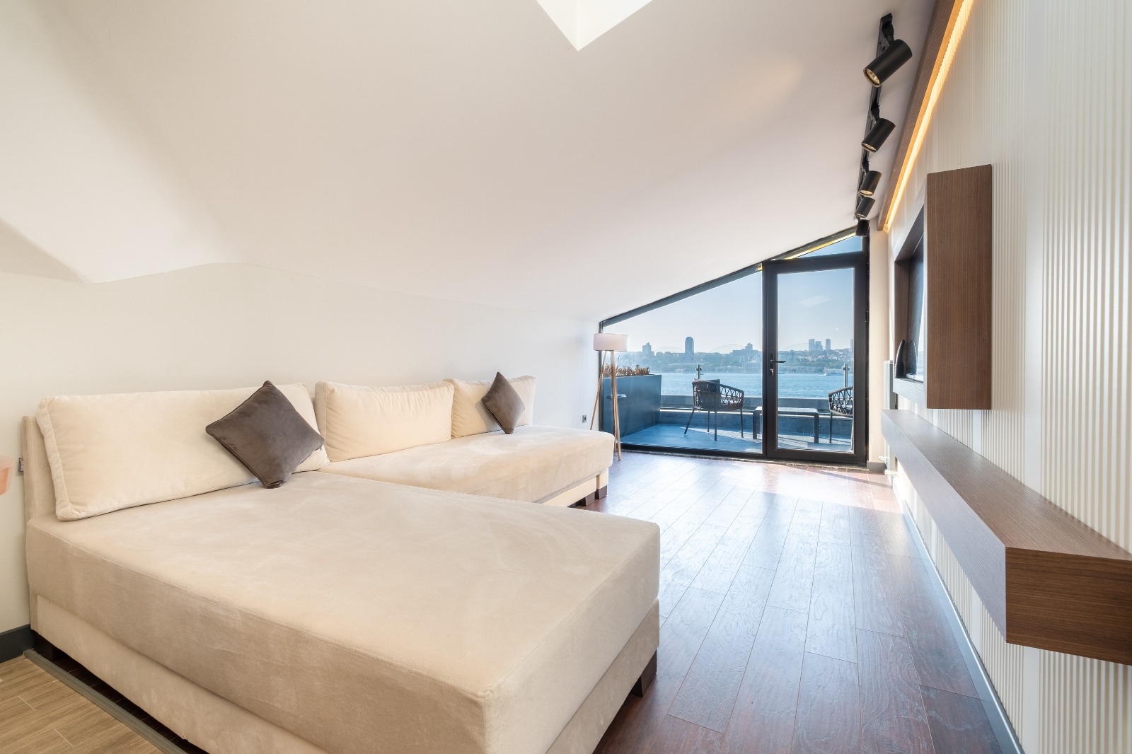 Suite Sea View with Balcony