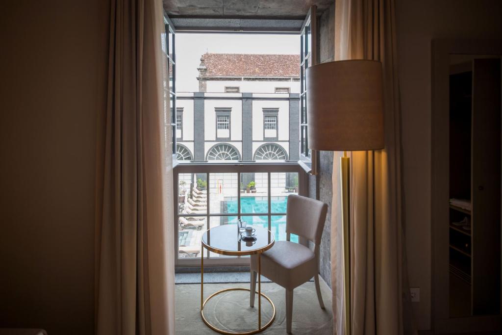 Junior Suite with Balcony