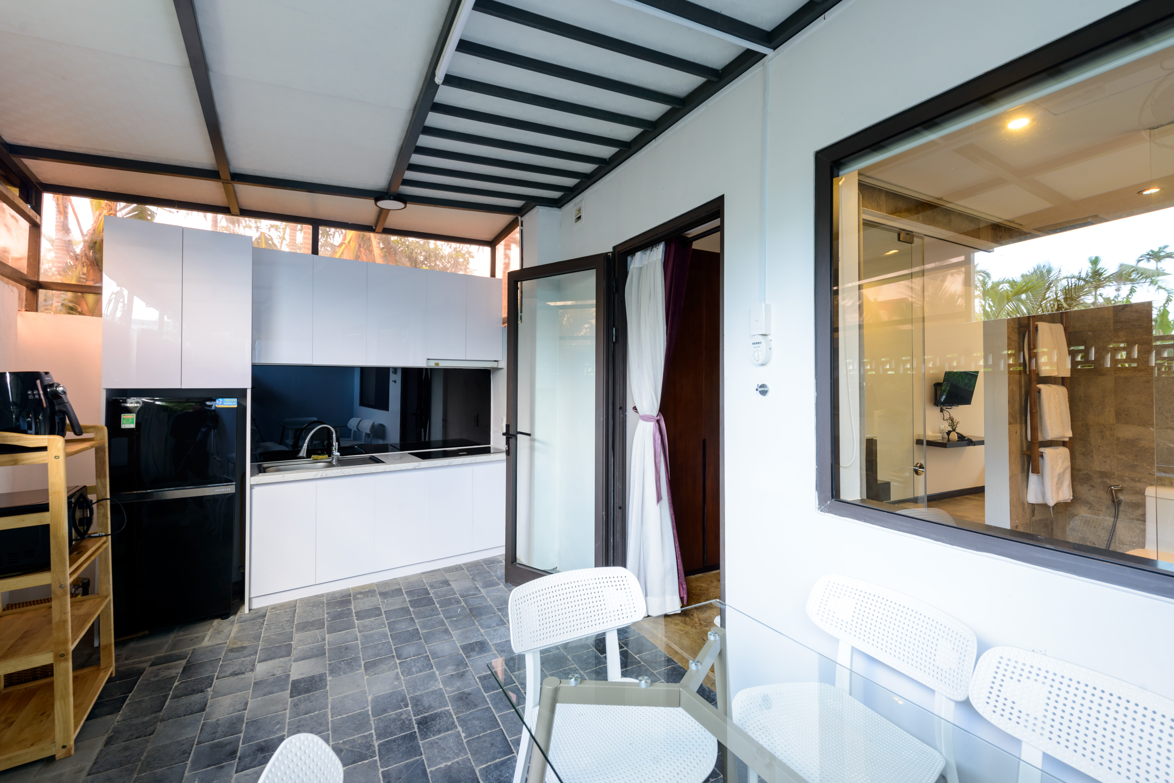 Family Room Executive