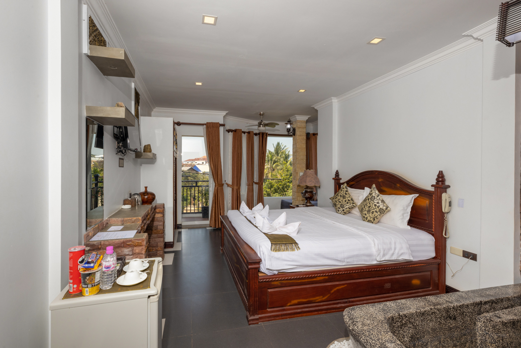 Double Deluxe Pool View