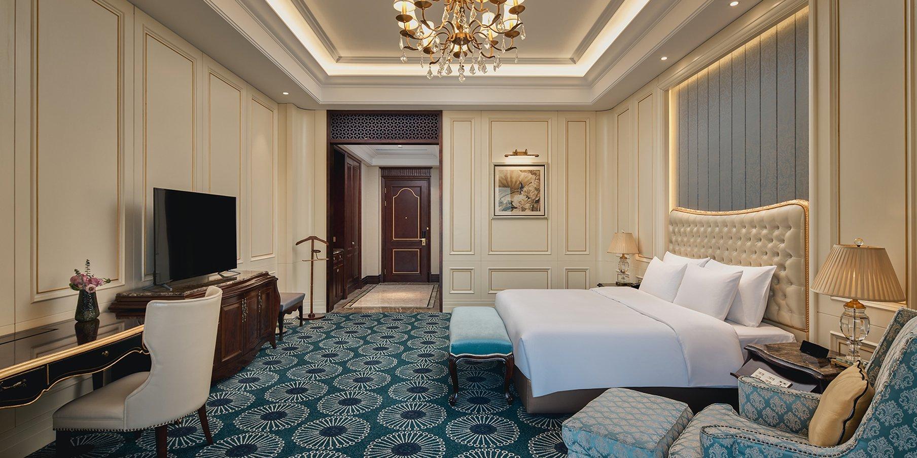 Double King Size Bed