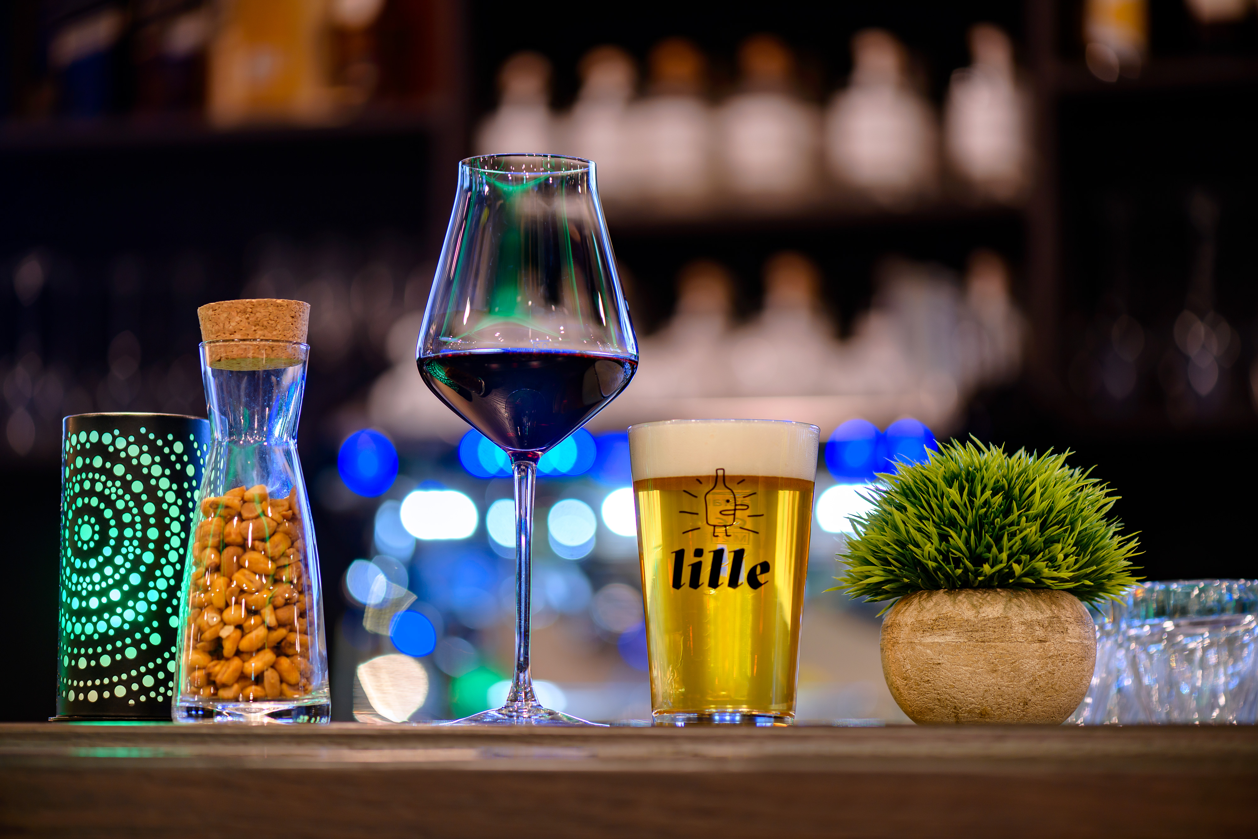 Bar