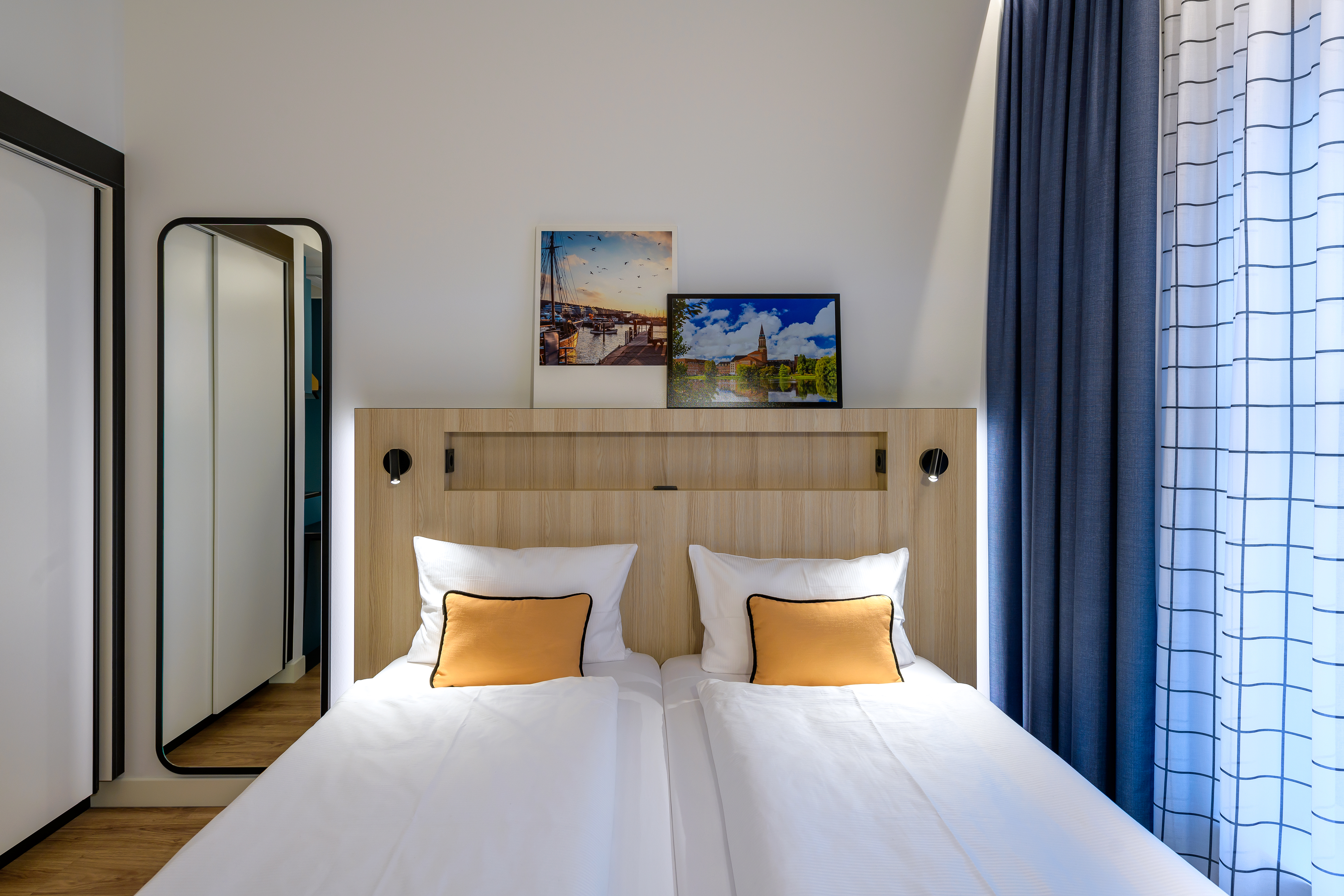 Studio Two Beds