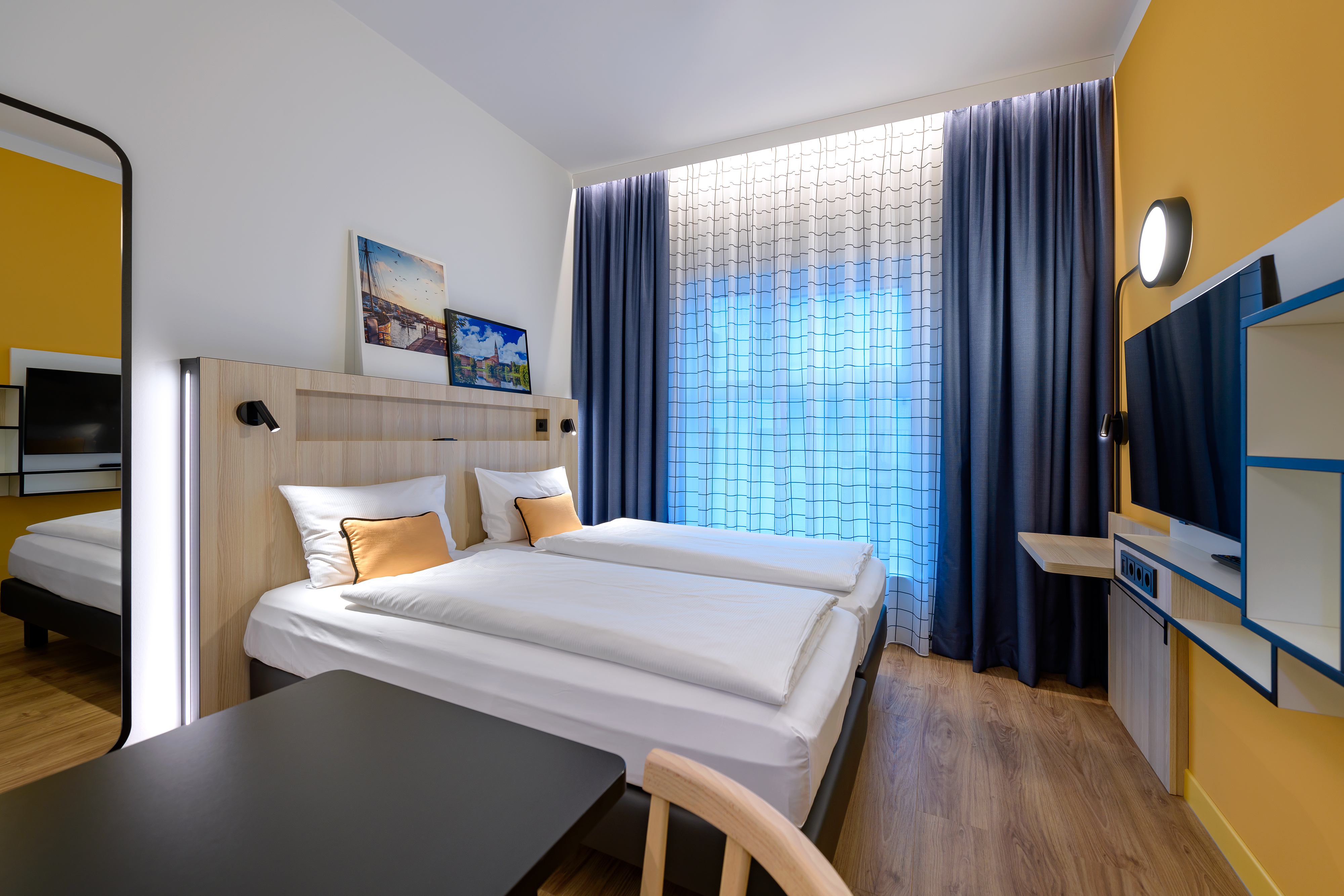 Studio Two Beds