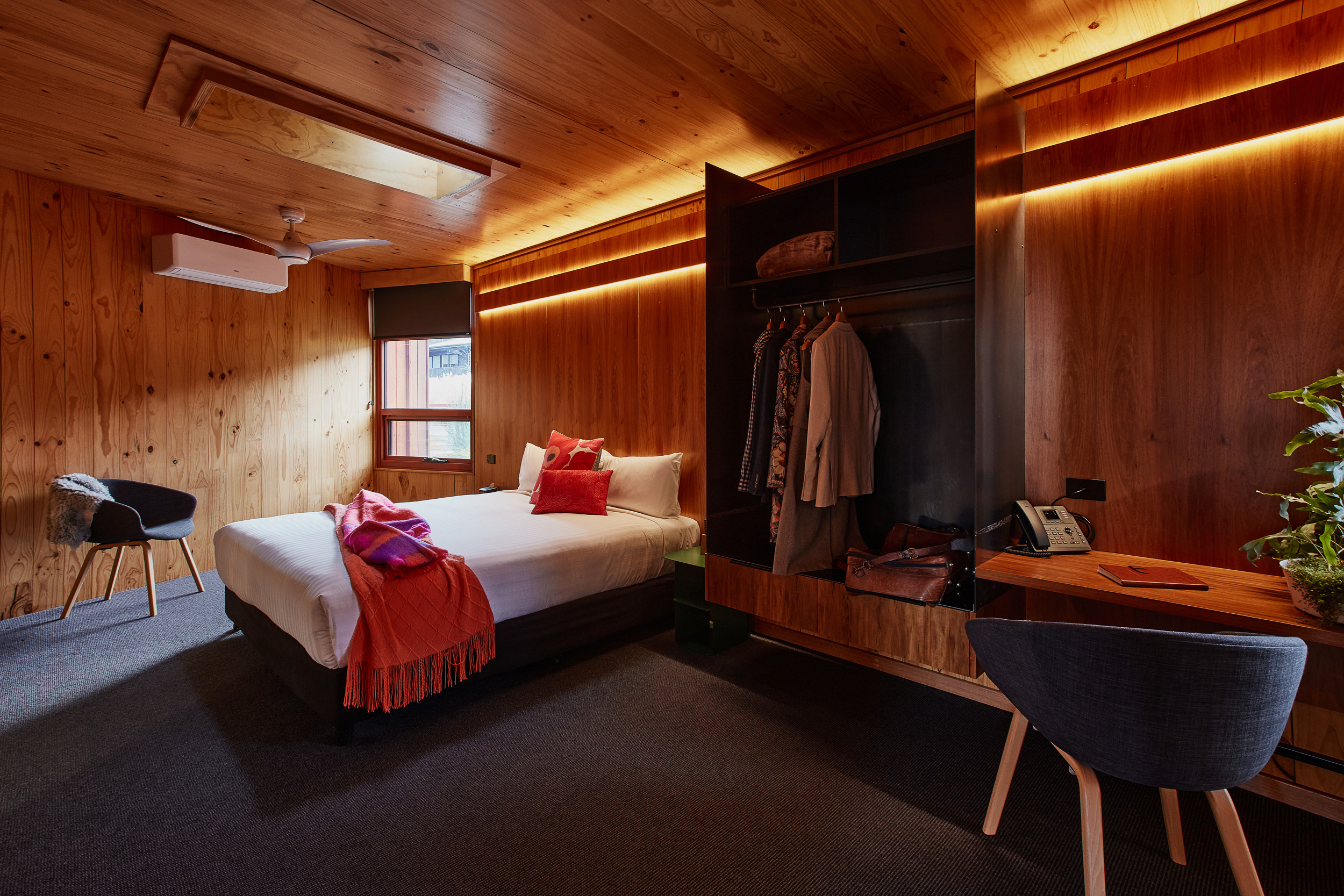 Double or Twin Superior King Bed