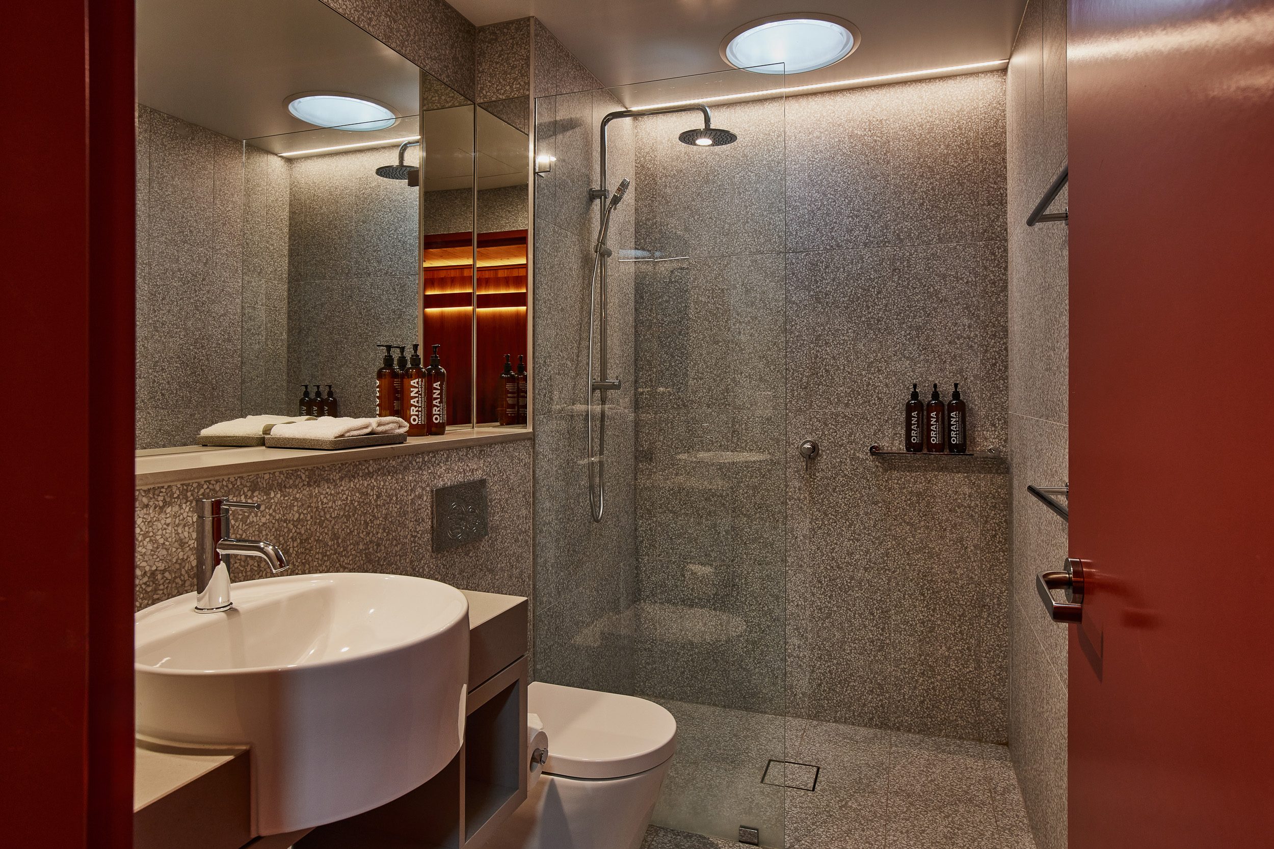 Double or Twin Superior King Bed