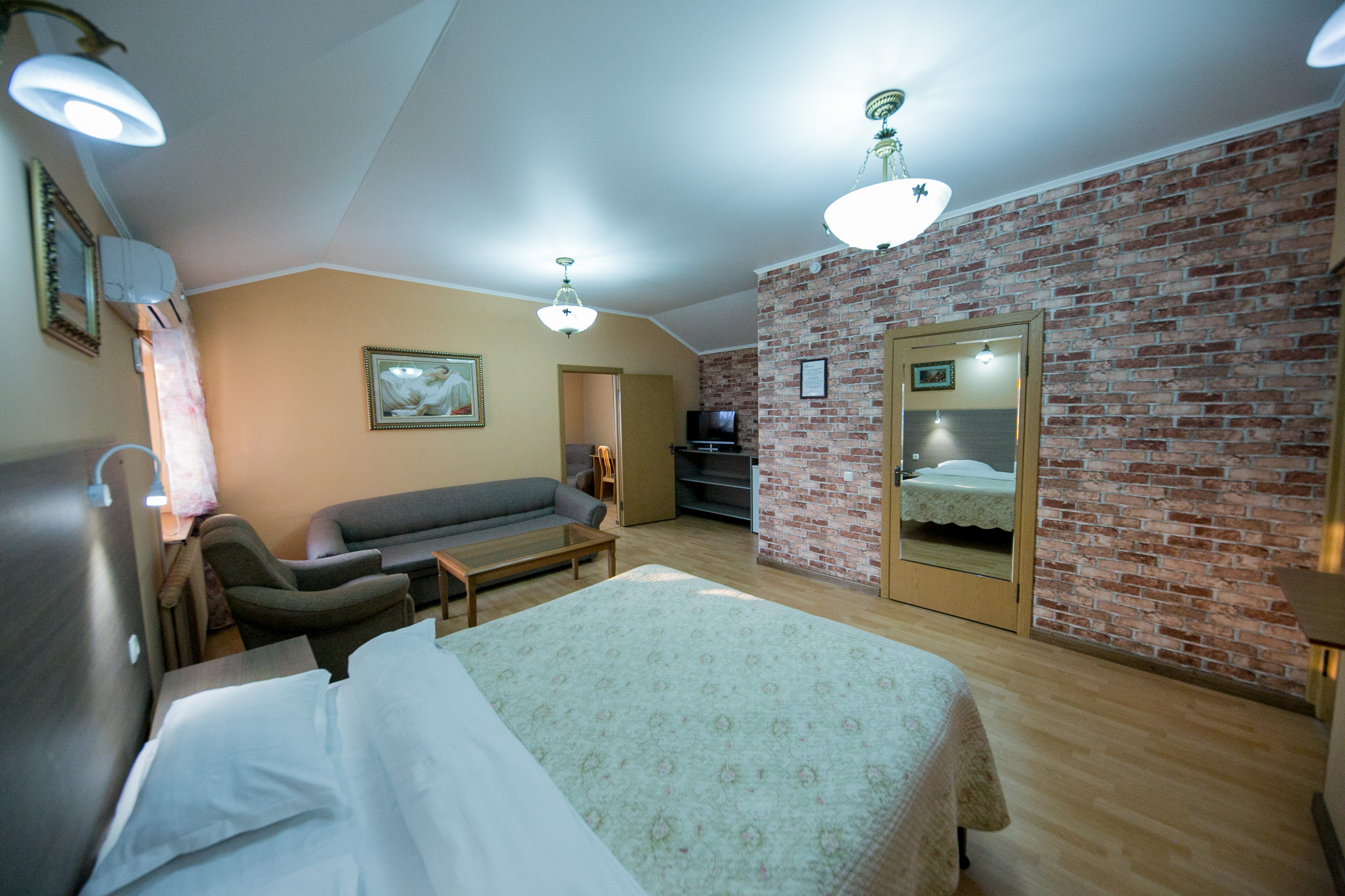 Family Room Deluxe Two Bedroom