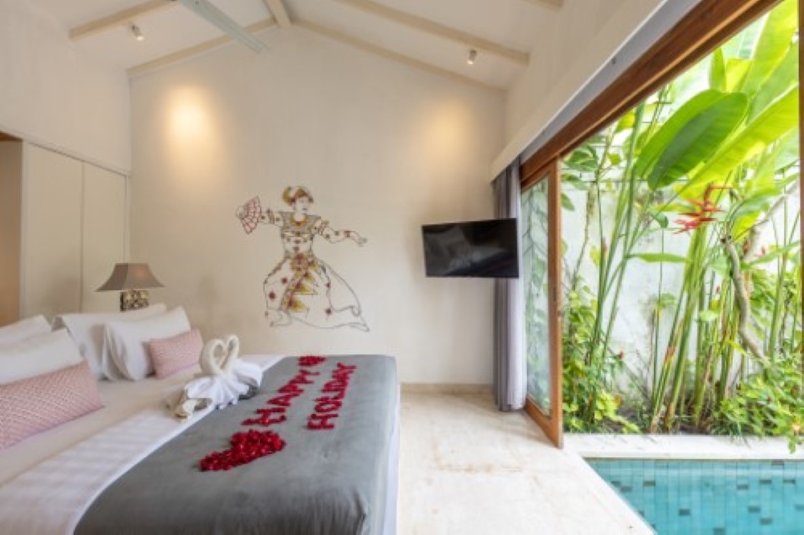 Villa with Private Pool