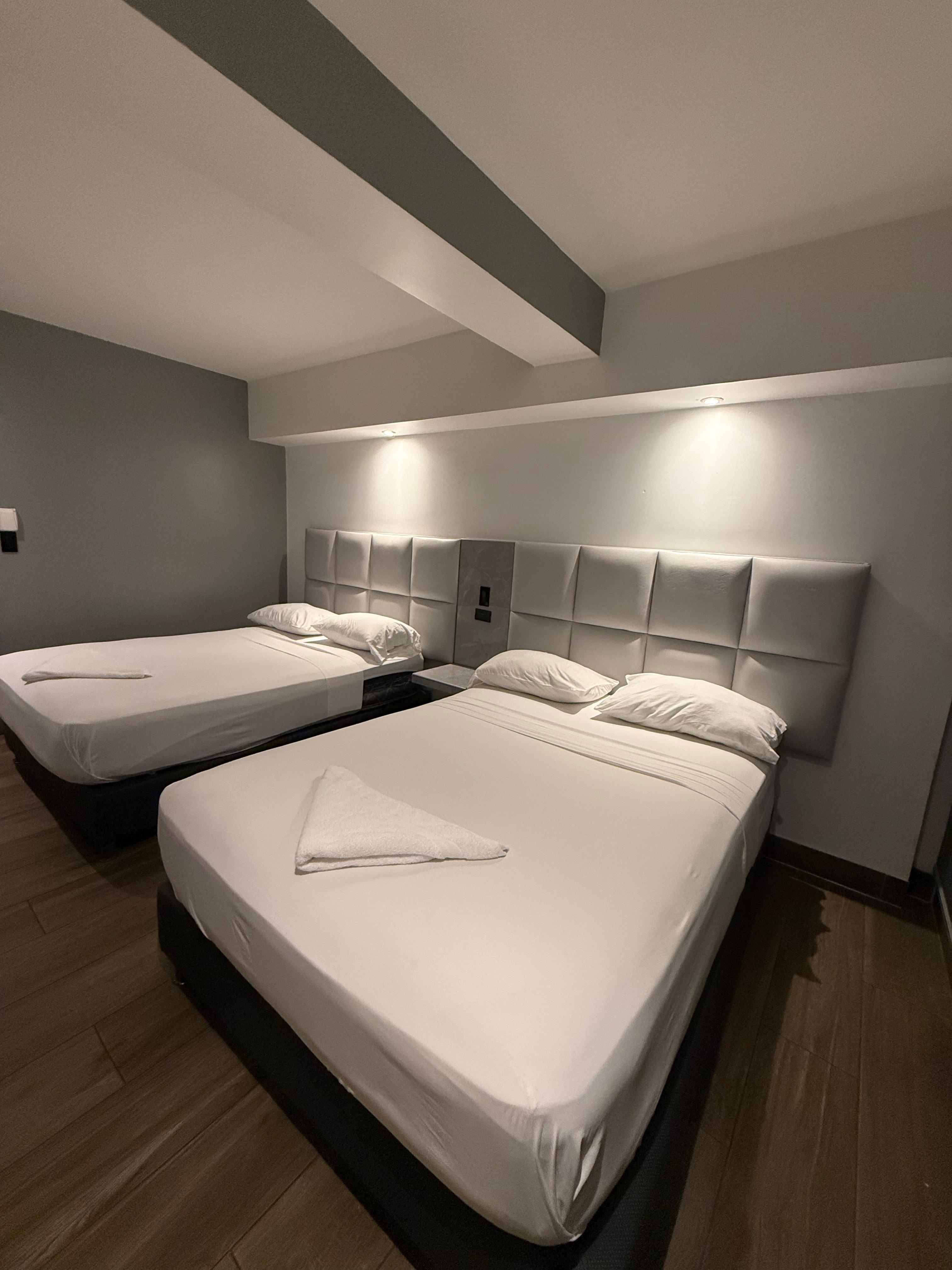 Double or Twin with Double Bed