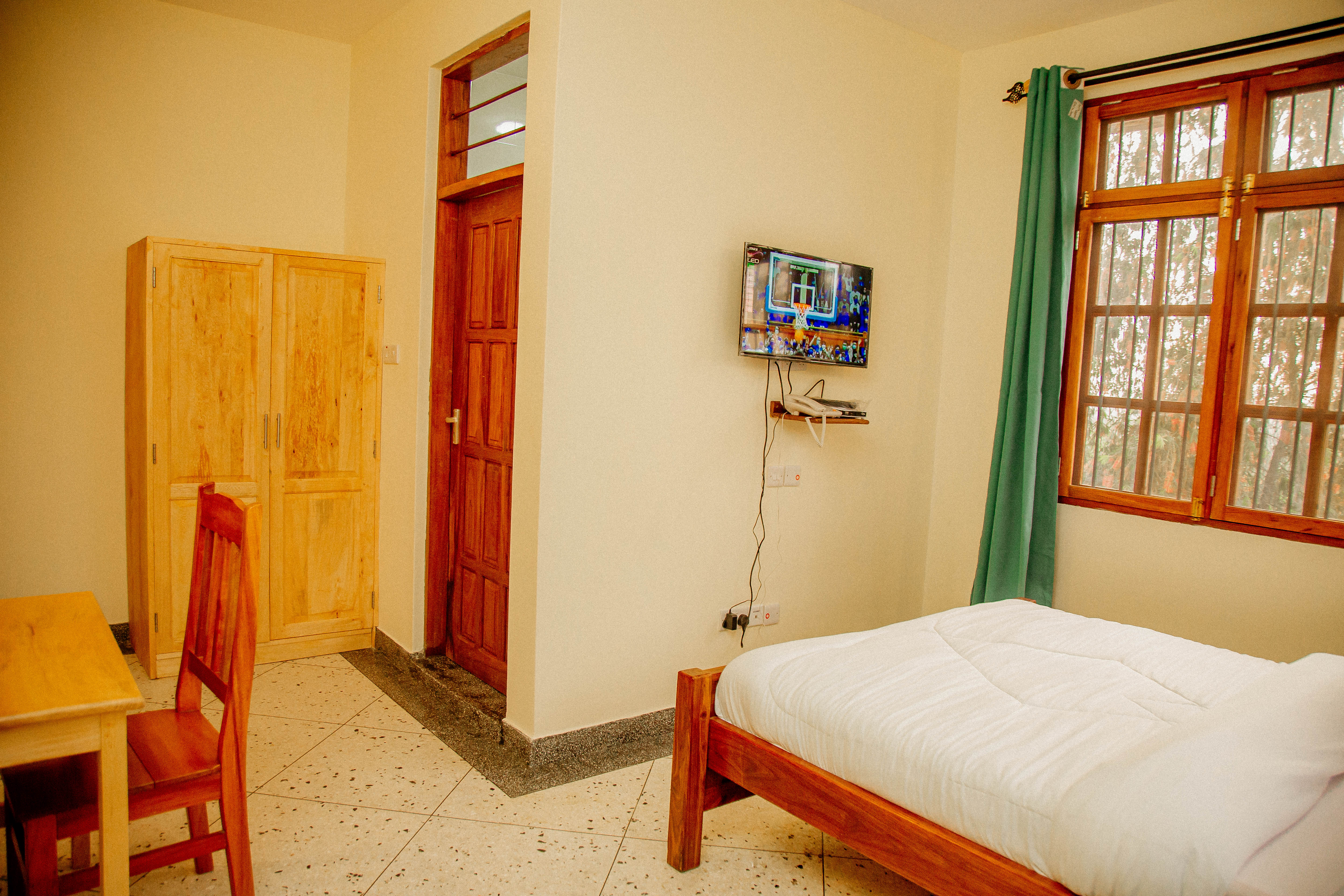 Double or Twin Deluxe