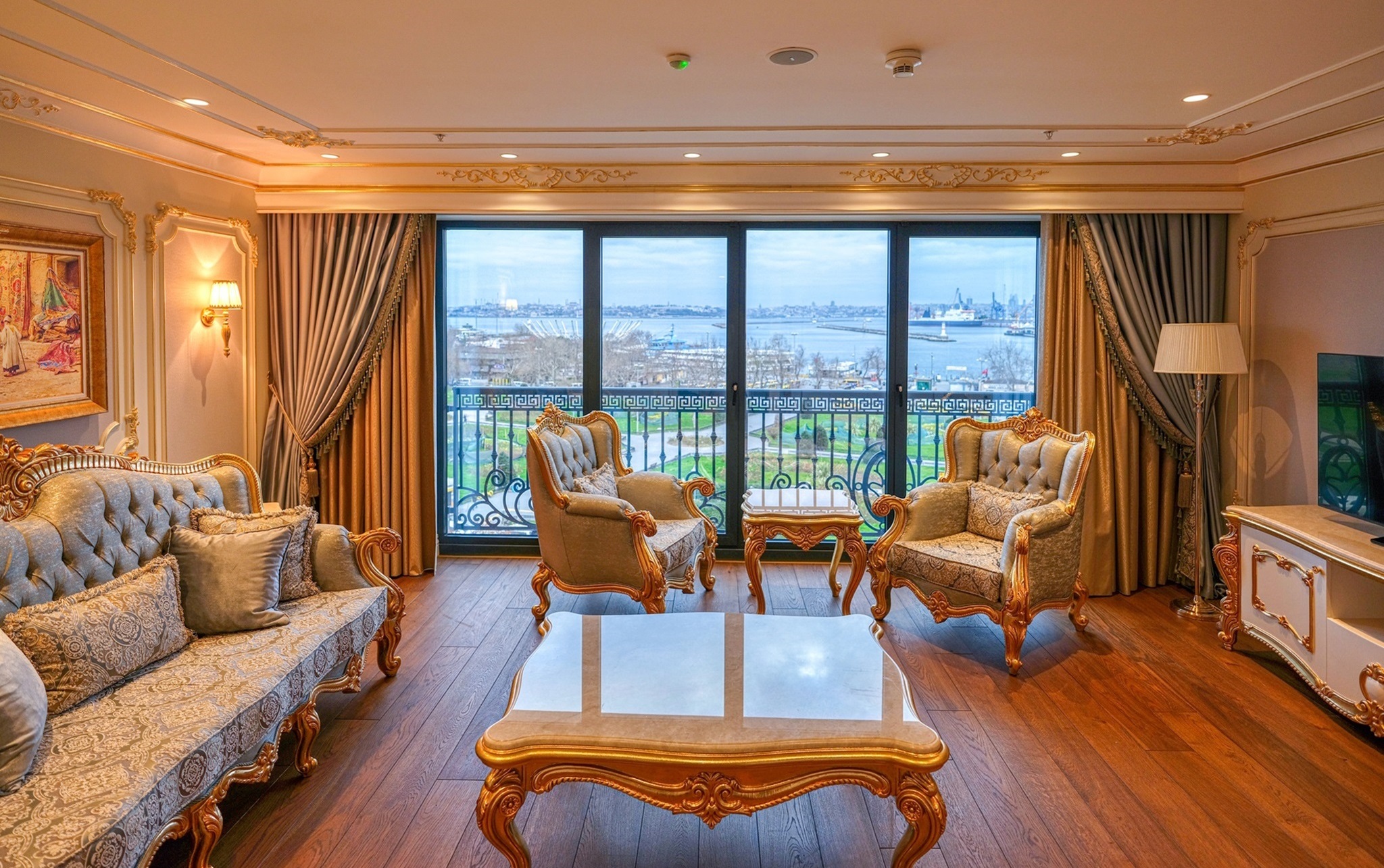 Suite One Bedroom One Bathroom