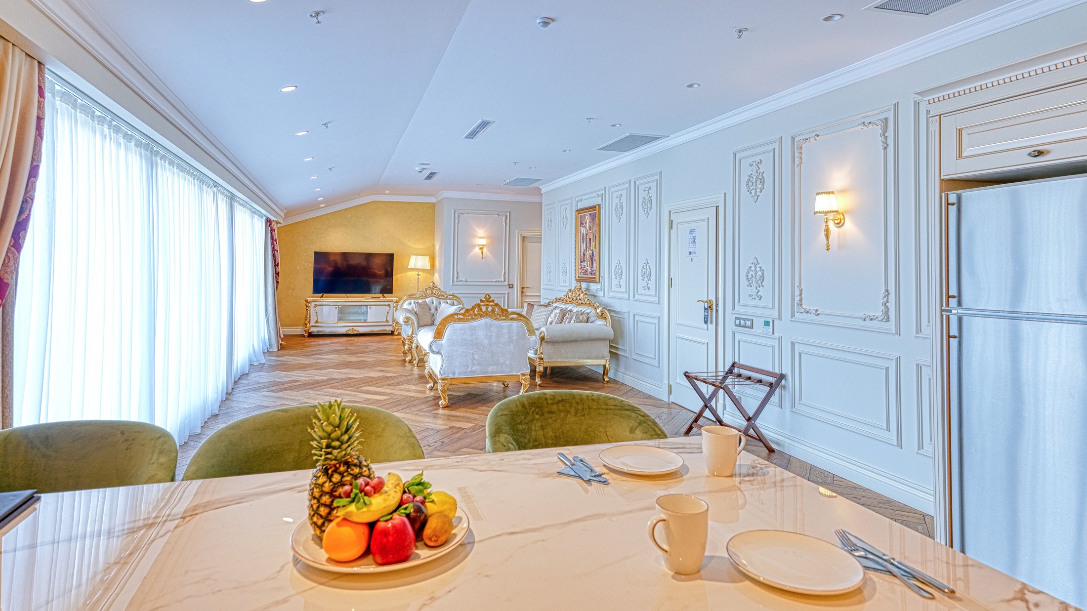 Suite Two Bedrooms Two Bathrooms